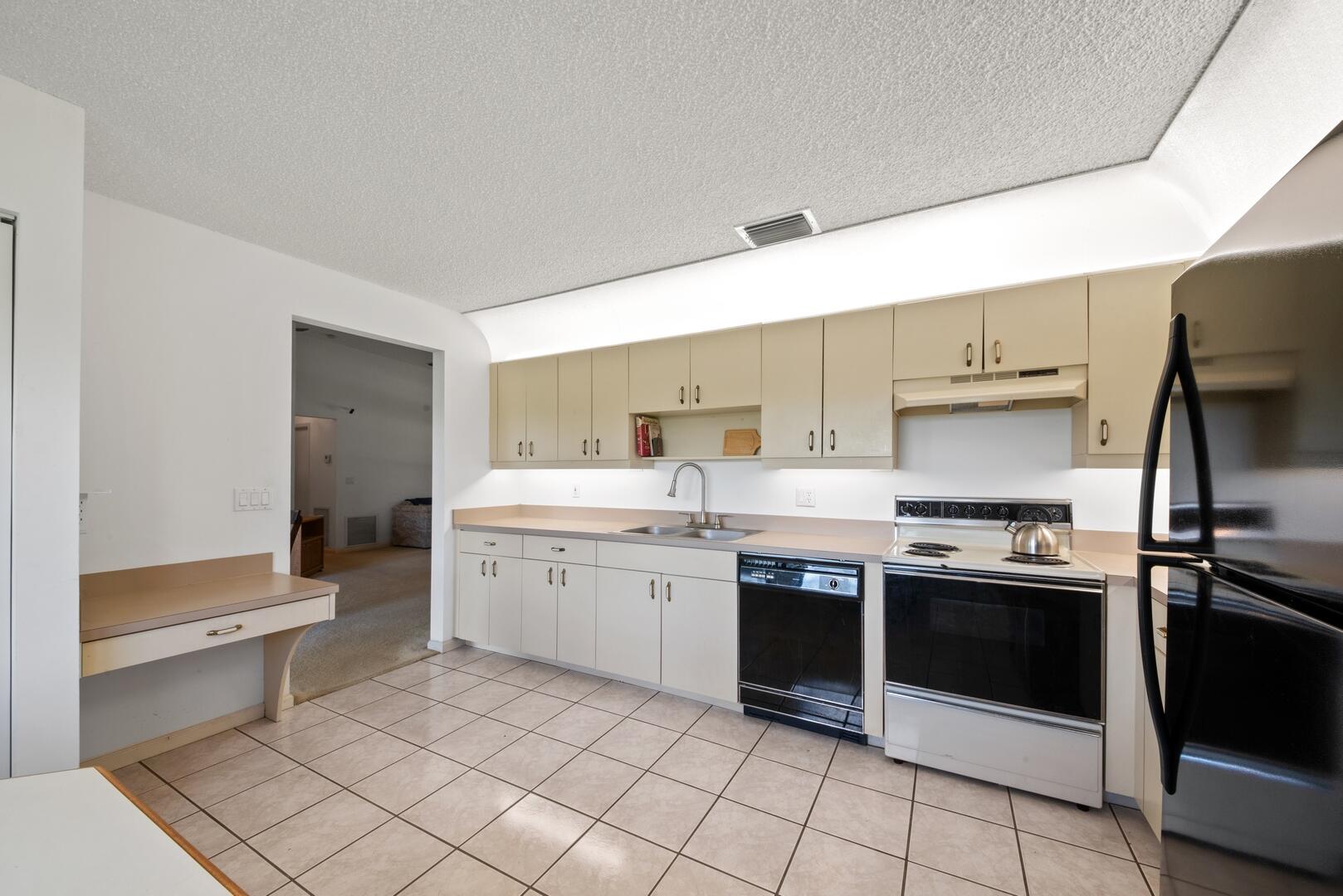 134 Park Road N, Royal Palm Beach