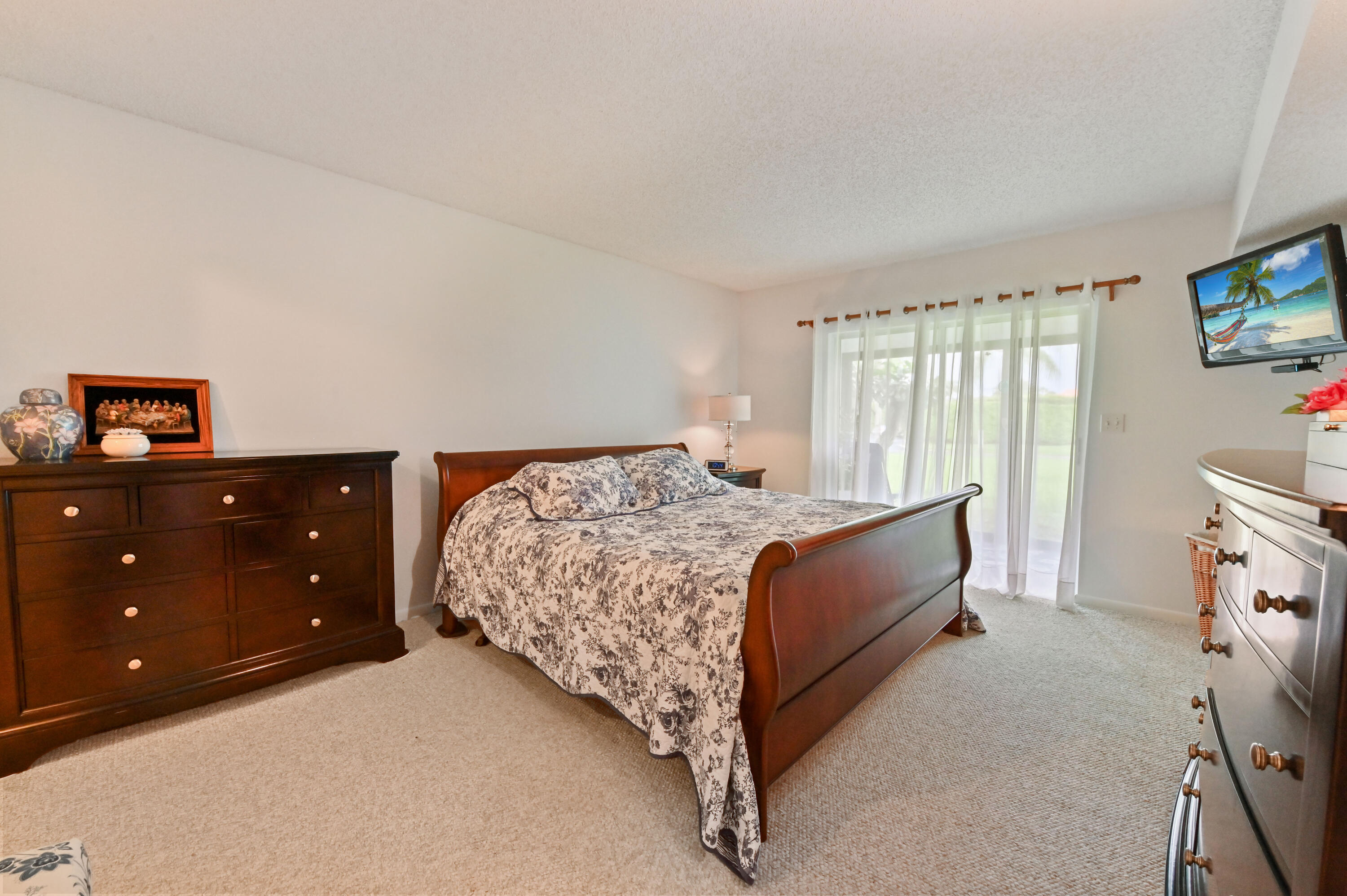 5919 Areca Palm Court B