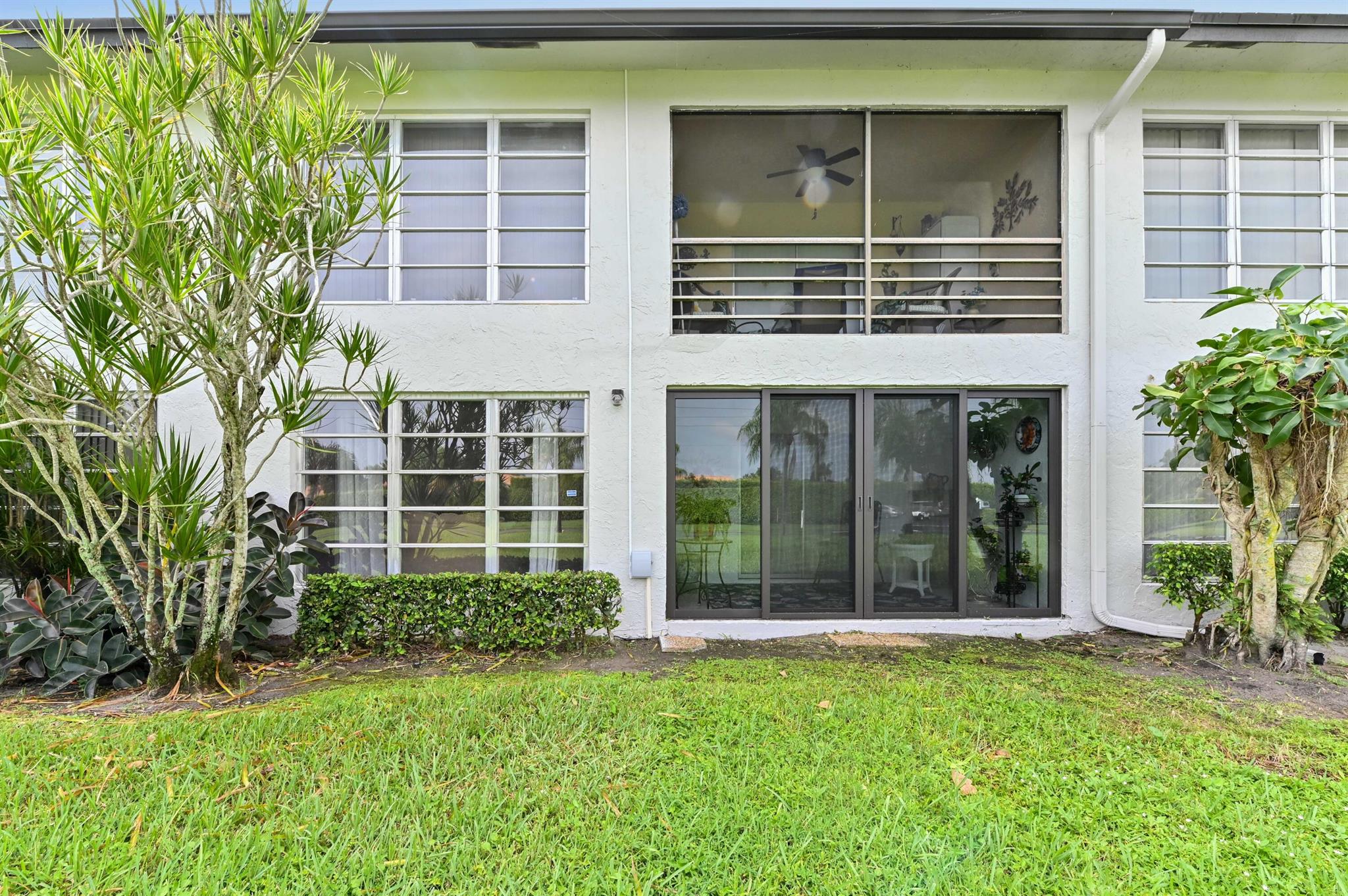 5919 Areca Palm Court B