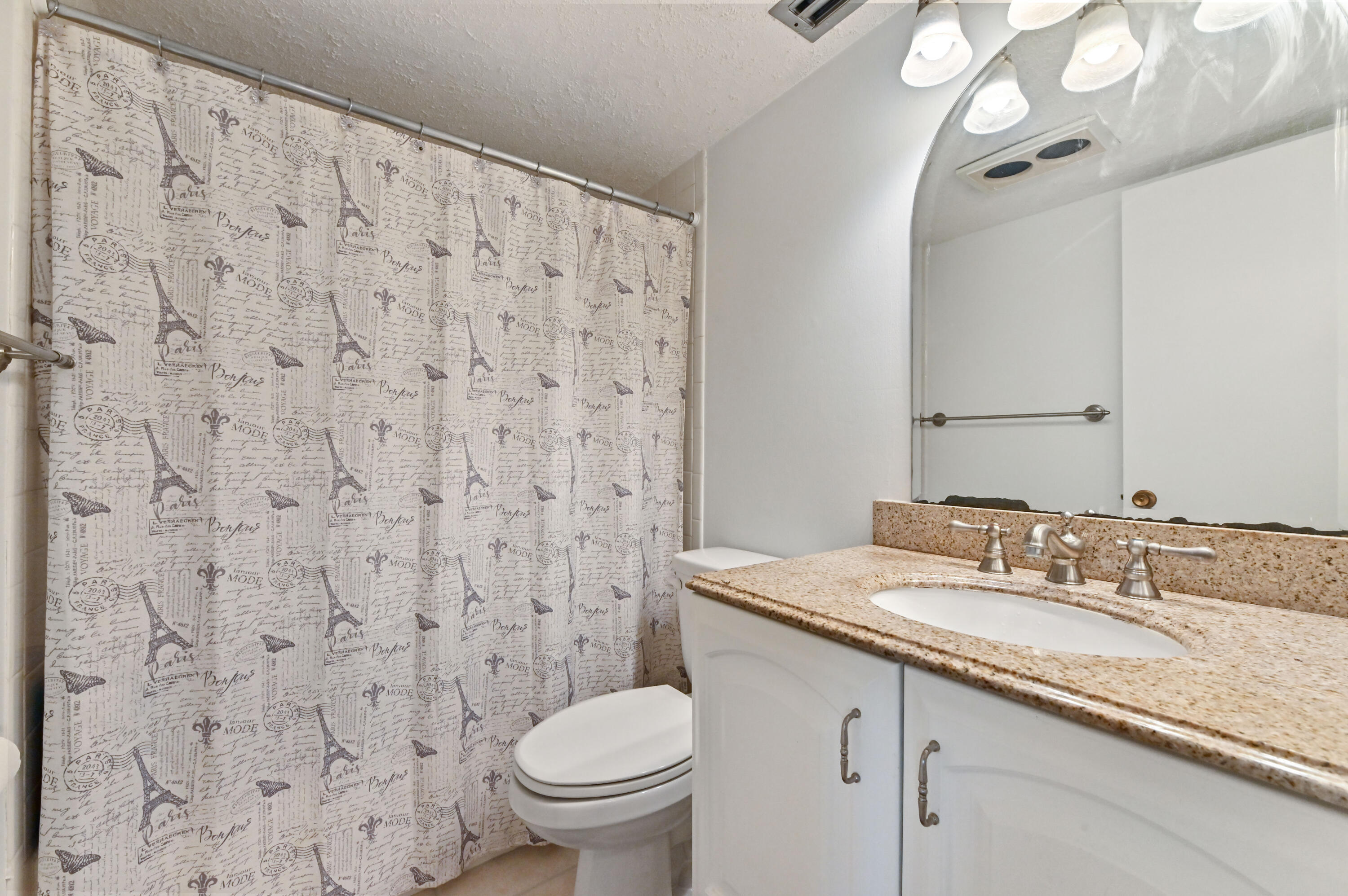 5919 Areca Palm Court B