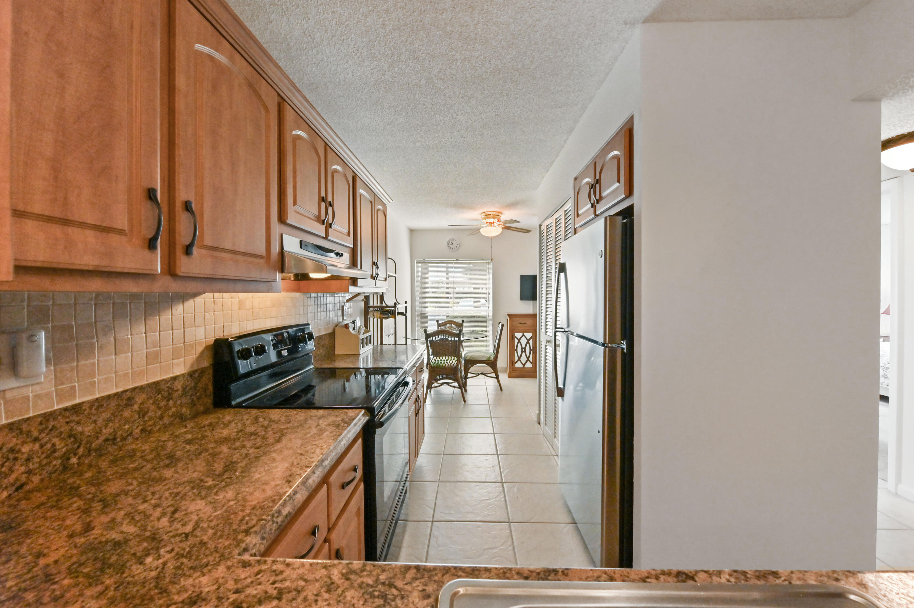 5919 Areca Palm Court B