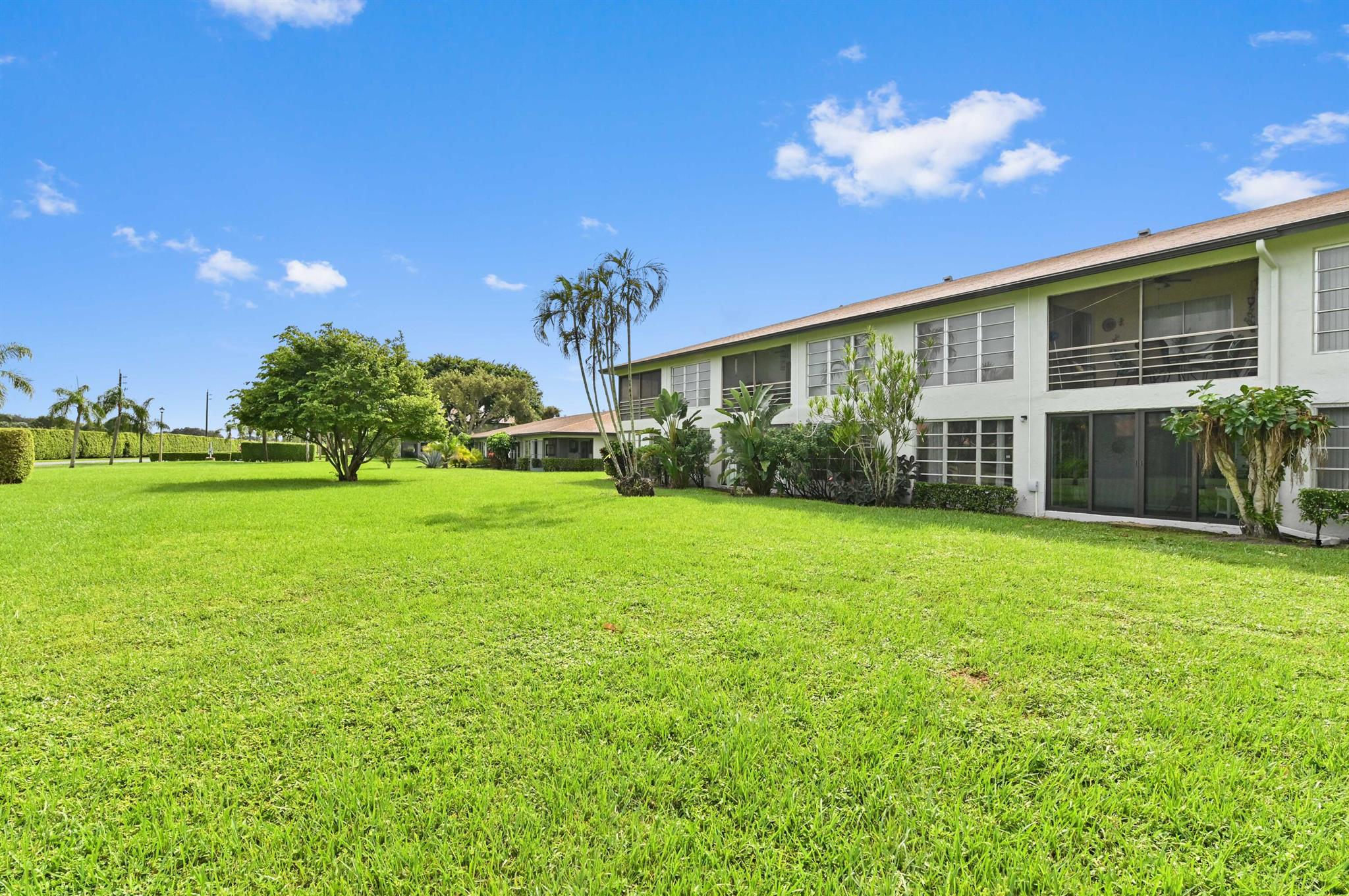 5919 Areca Palm Court B