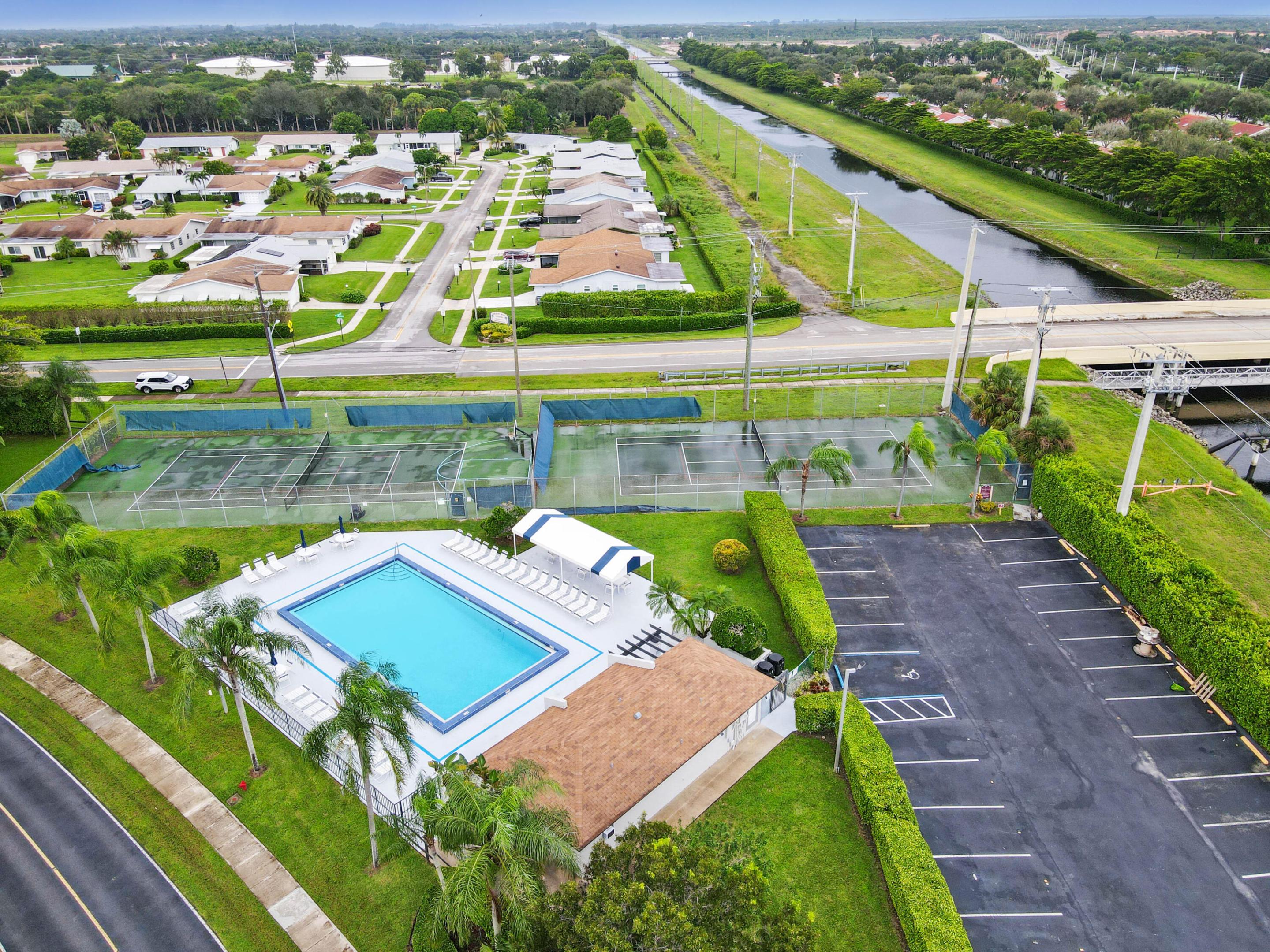 5919 Areca Palm Court B