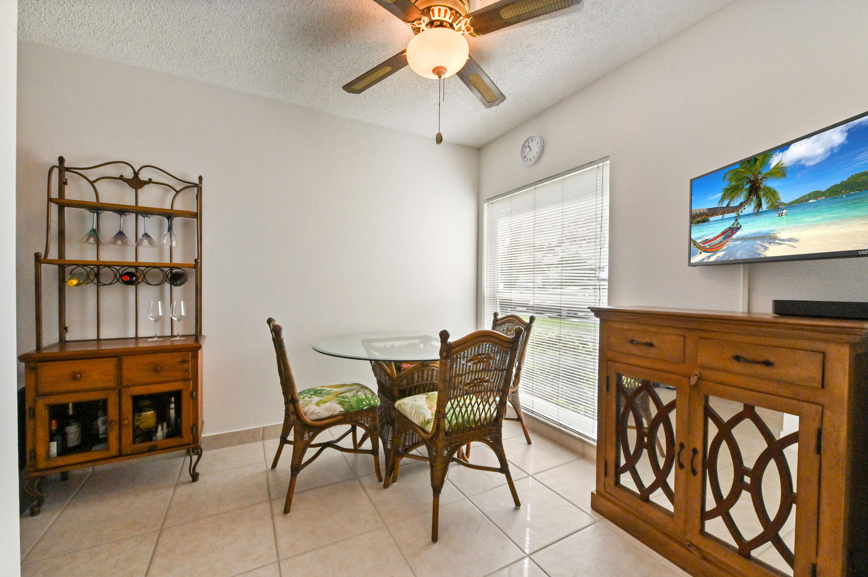 5919 Areca Palm Court B