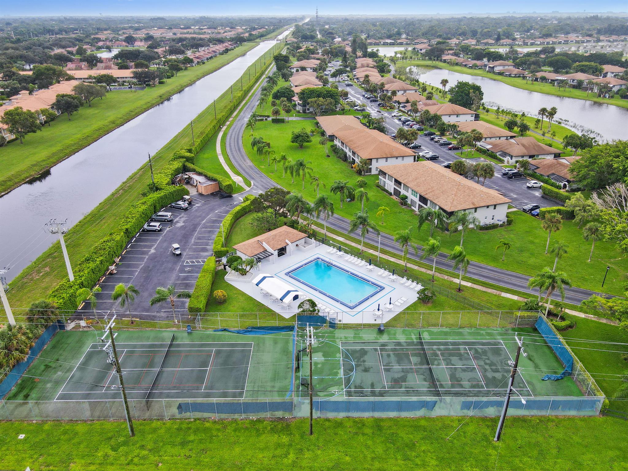 5919 Areca Palm Court B