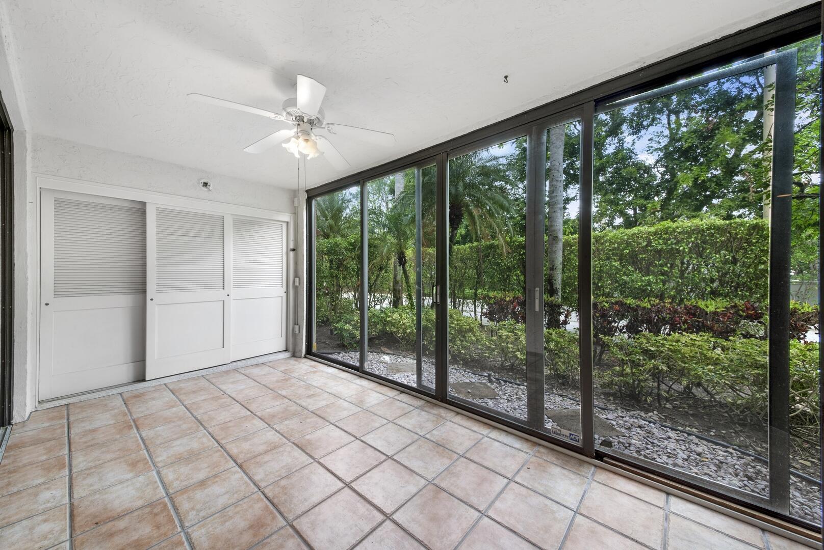 5131 Europa Drive, G, Boynton Beach Unit: G