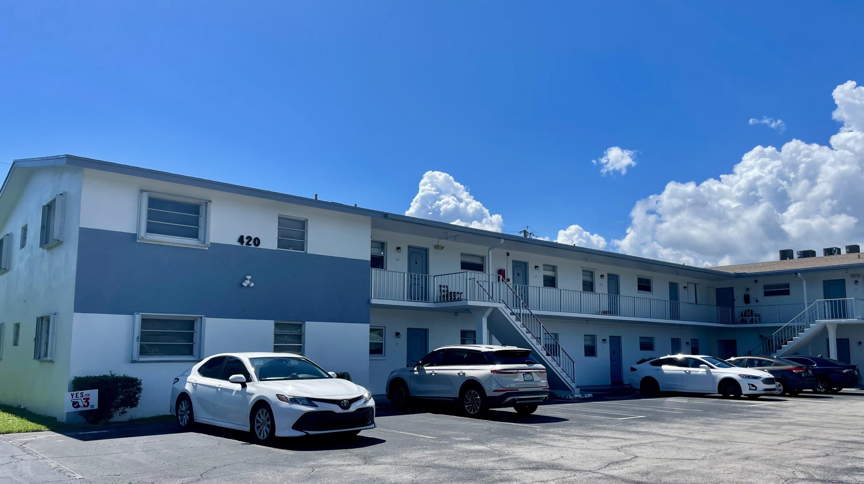 420 W Palm Street 2