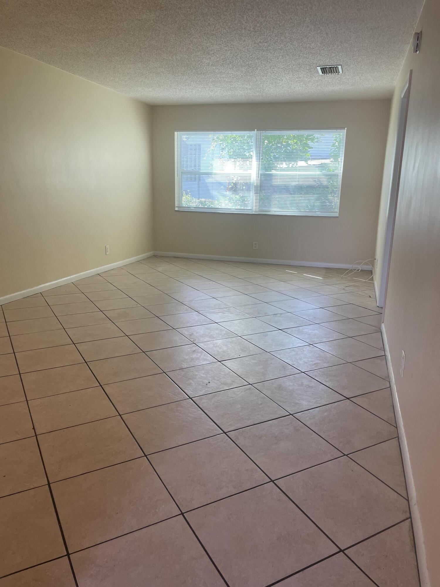 420 W Palm Street 2