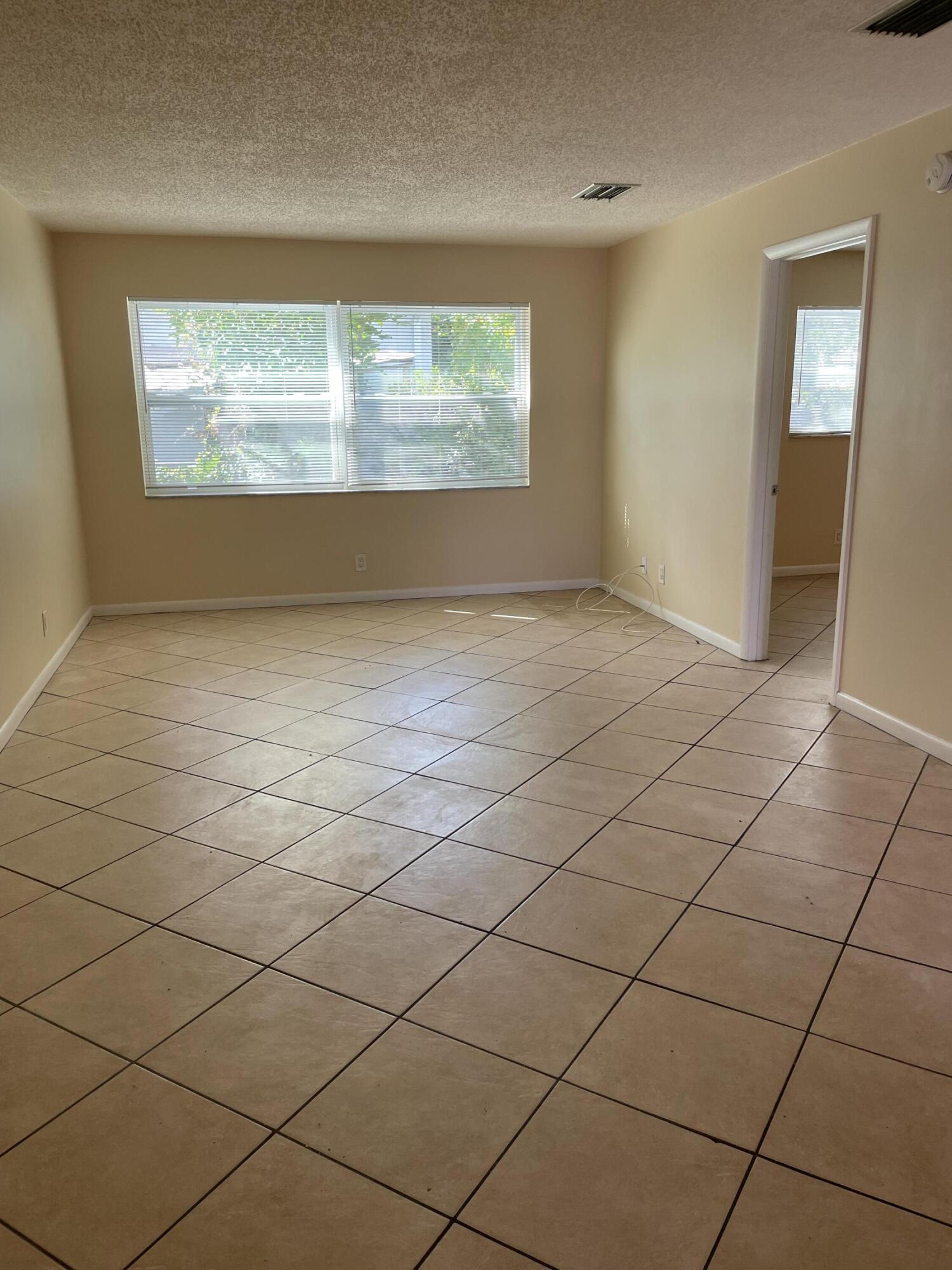 420 W Palm Street 2