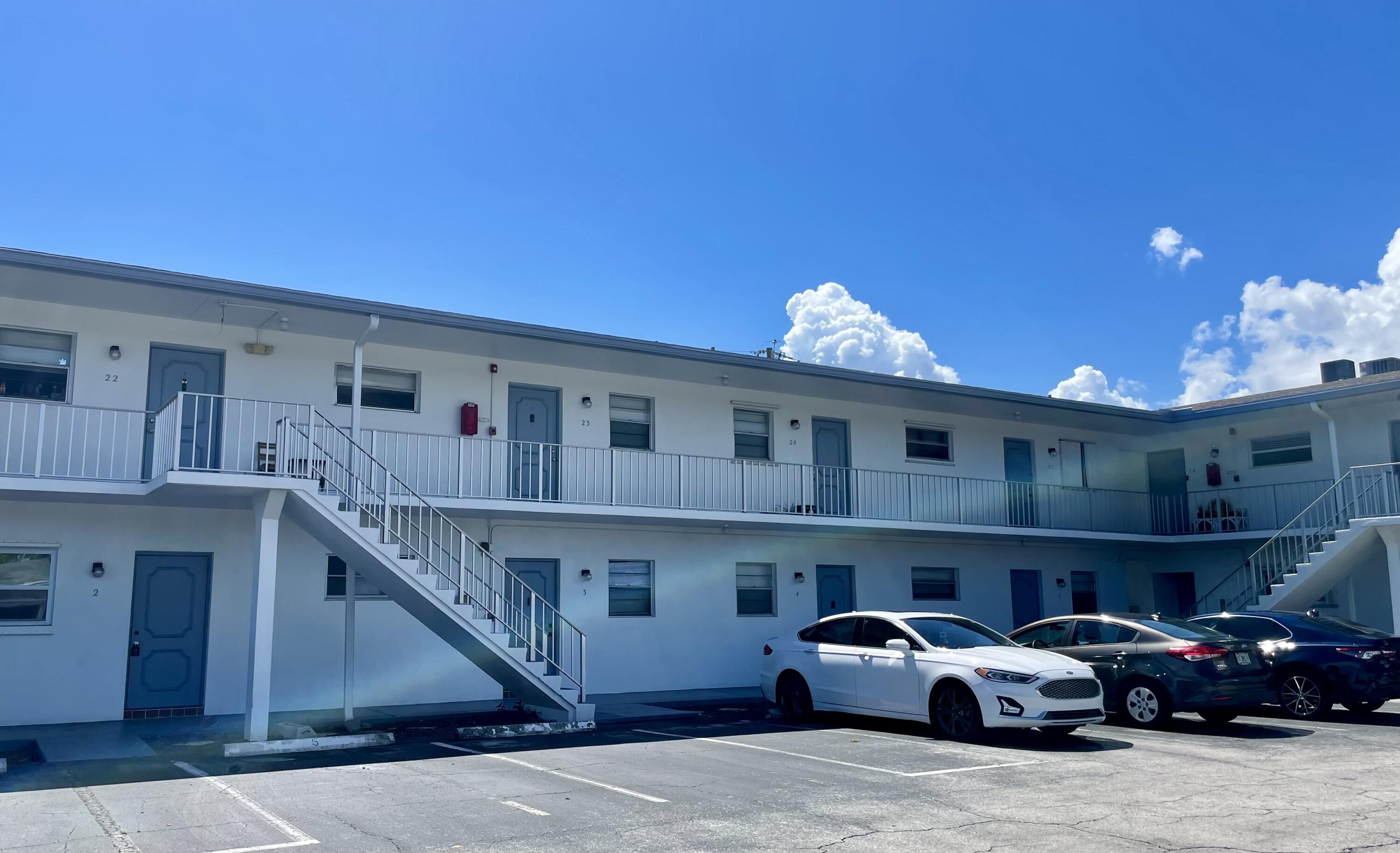 420 W Palm Street 2