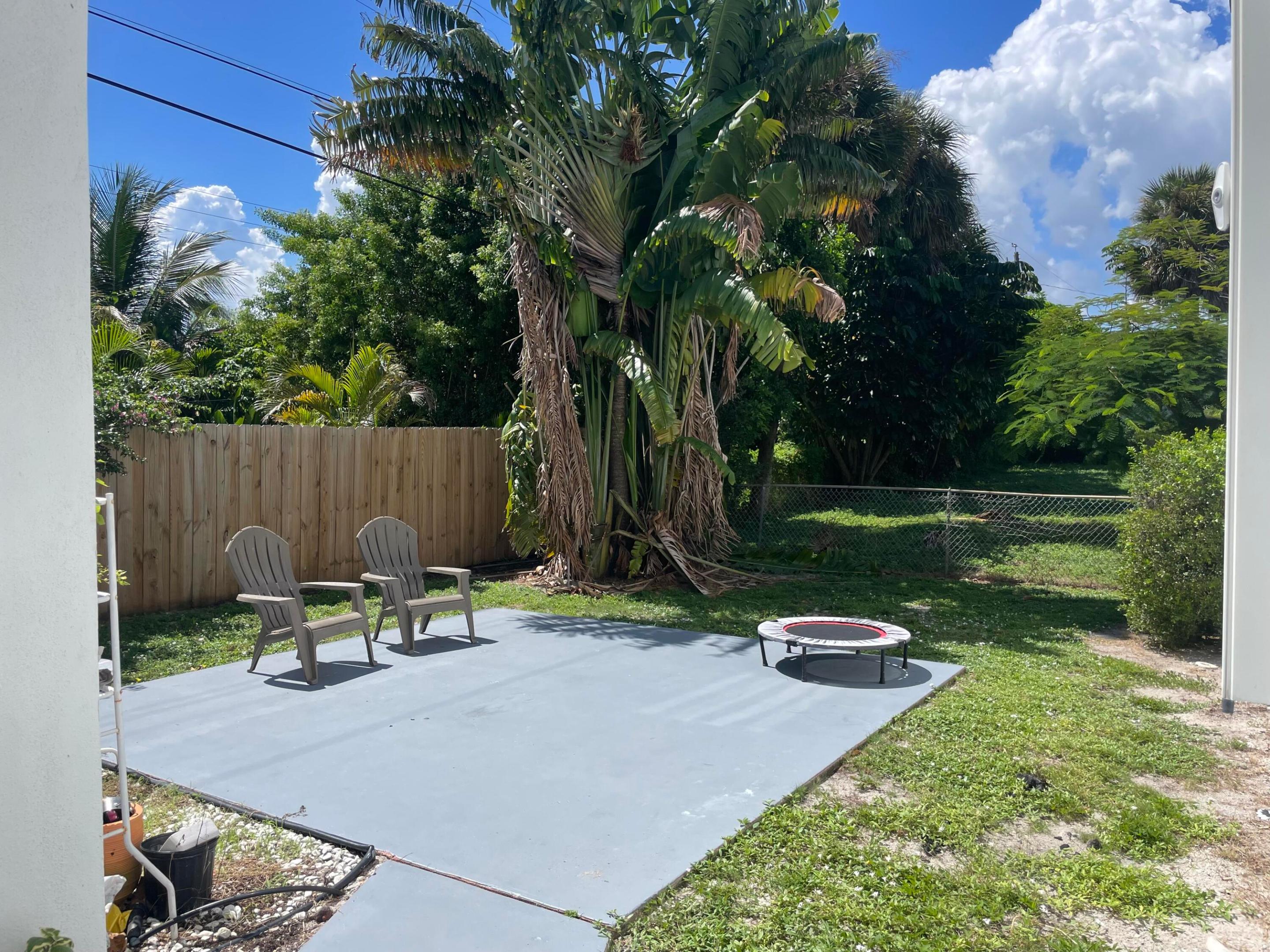 420 W Palm Street 2