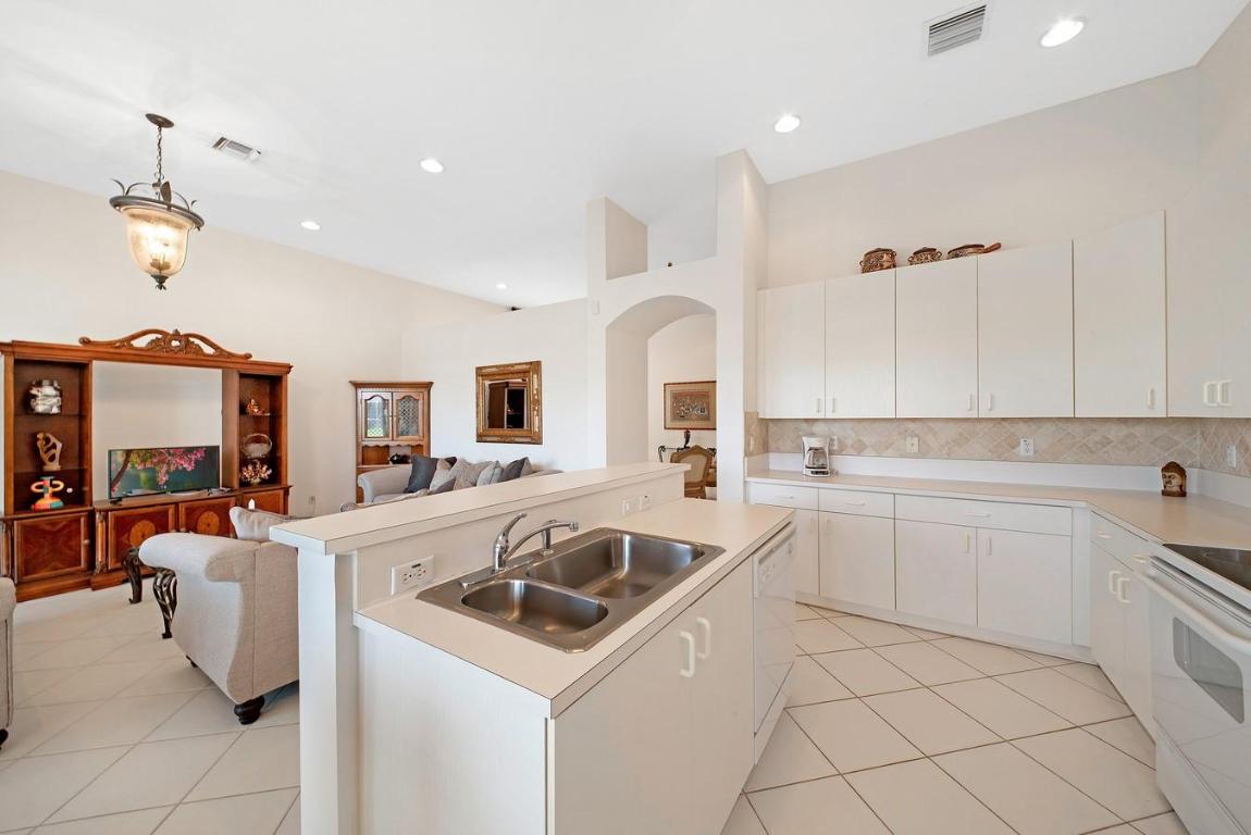 12370 Landrum Way, Boynton Beach