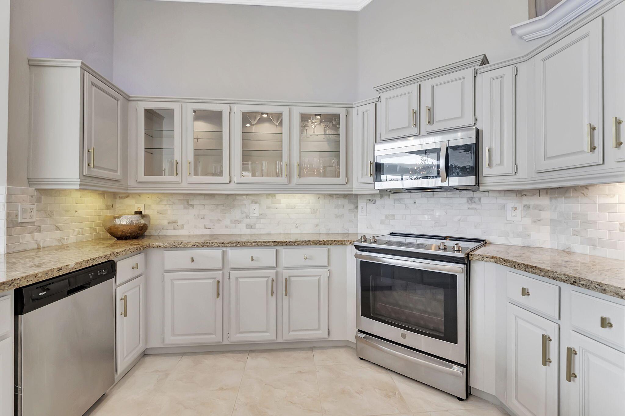 9115 Long Lake Palms Drive