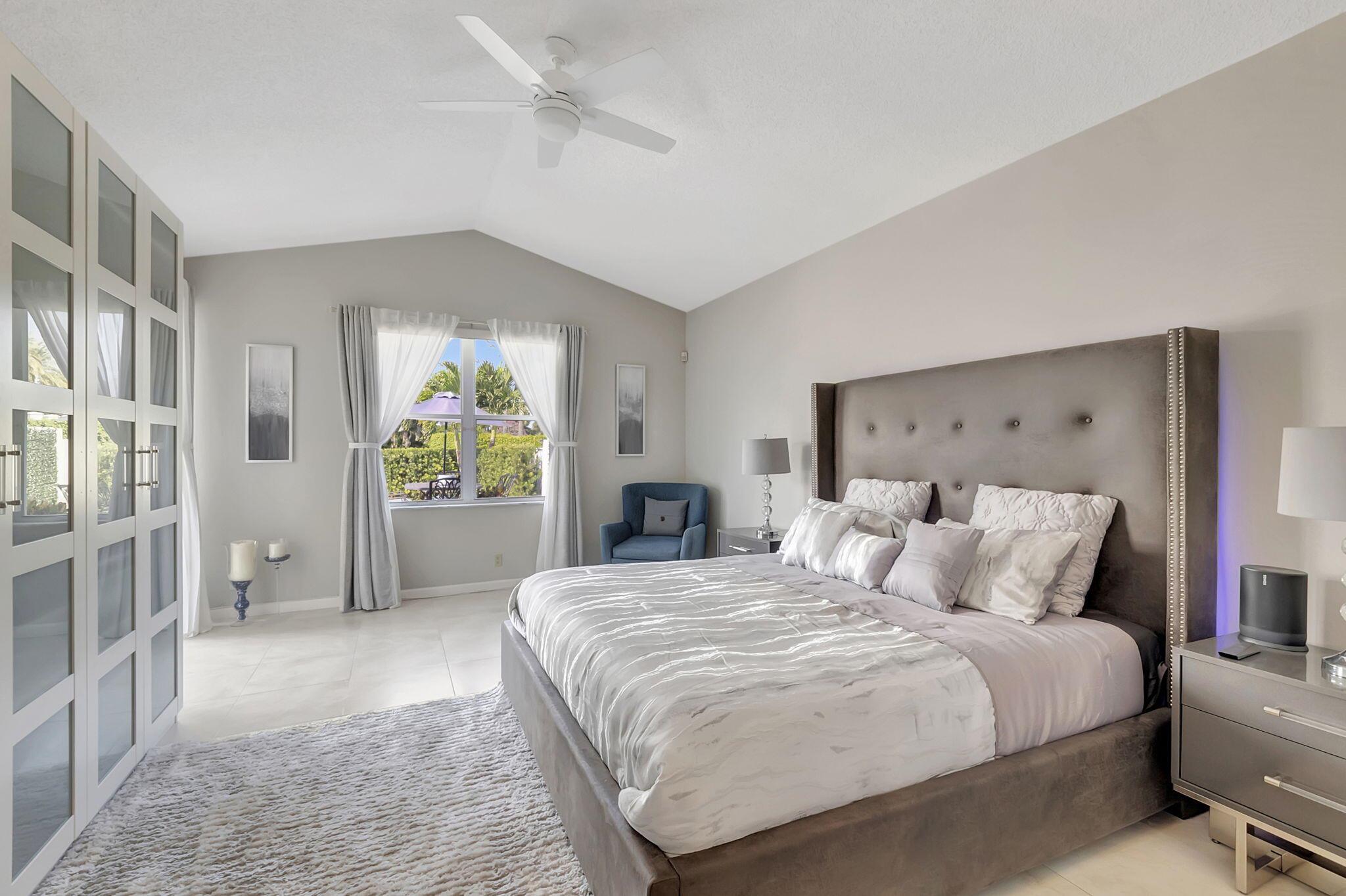 9115 Long Lake Palms Drive