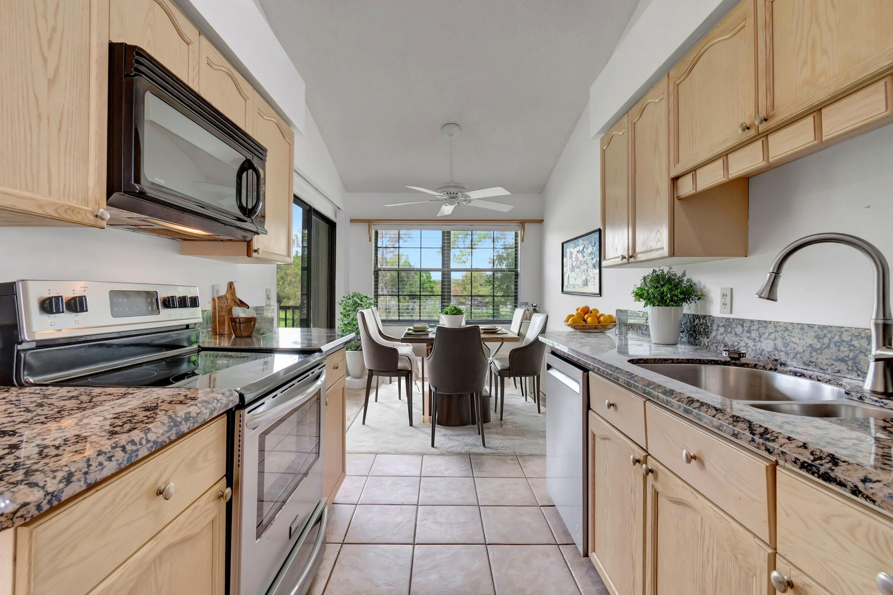3306 Black Oak Court