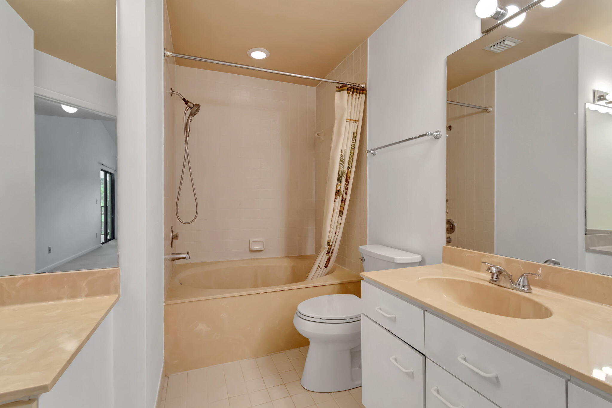 3306 Black Oak Court
