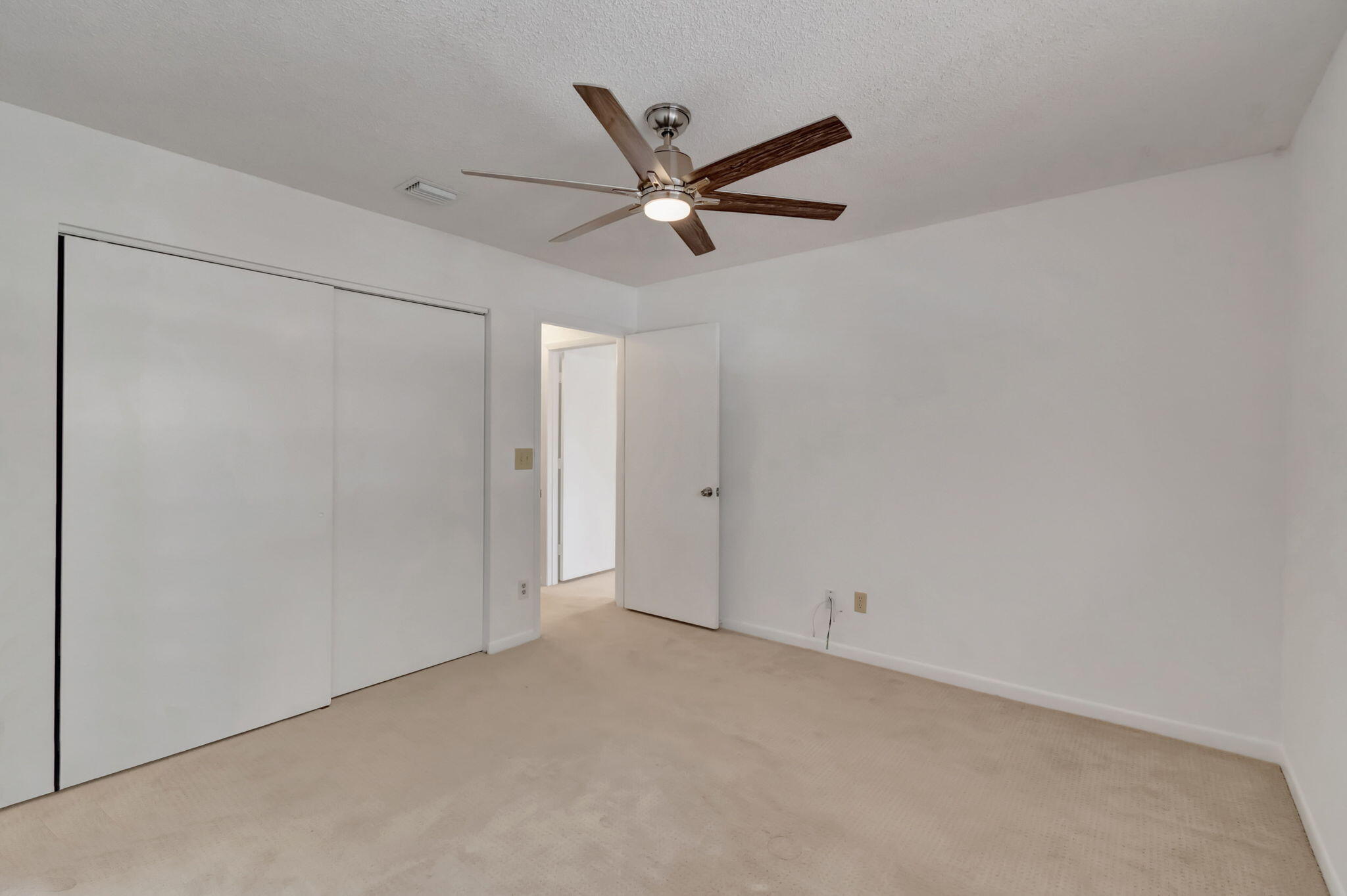 3306 Black Oak Court