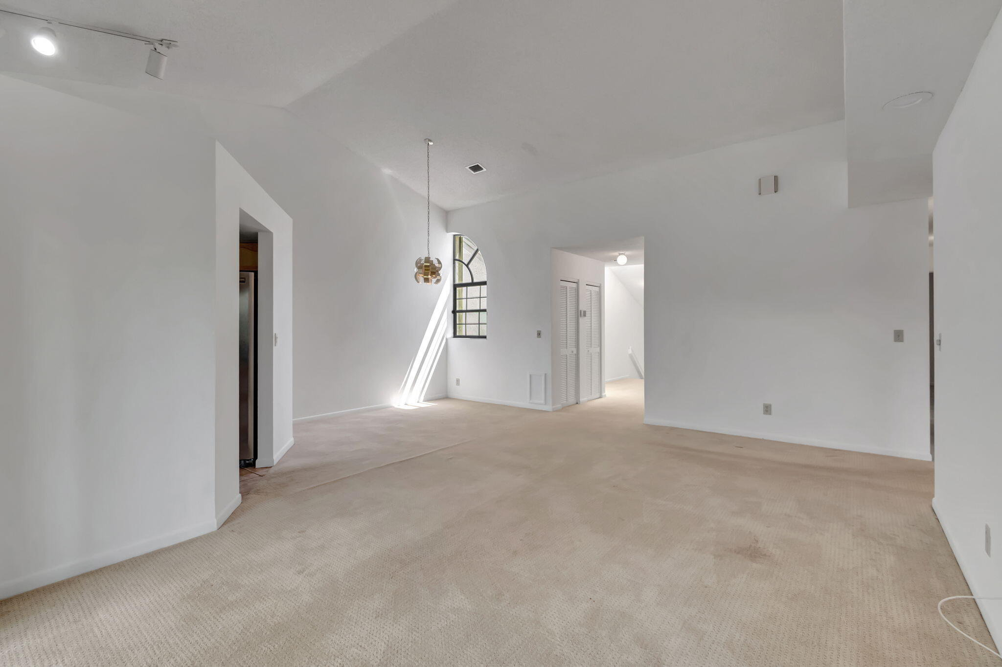 3306 Black Oak Court