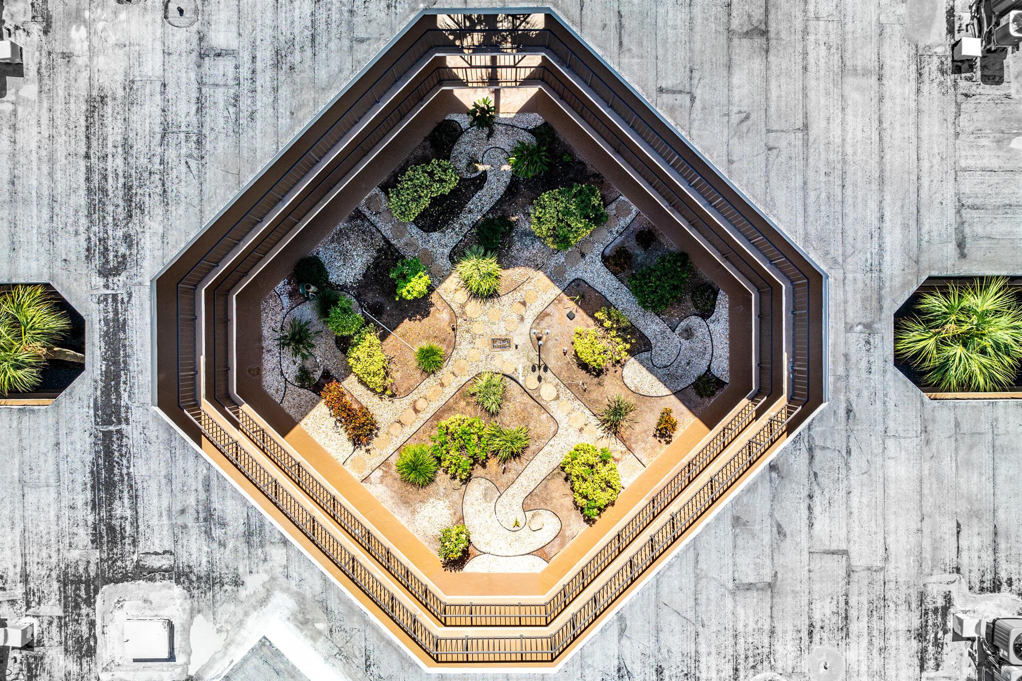 5100 Las Verdes Circle 207