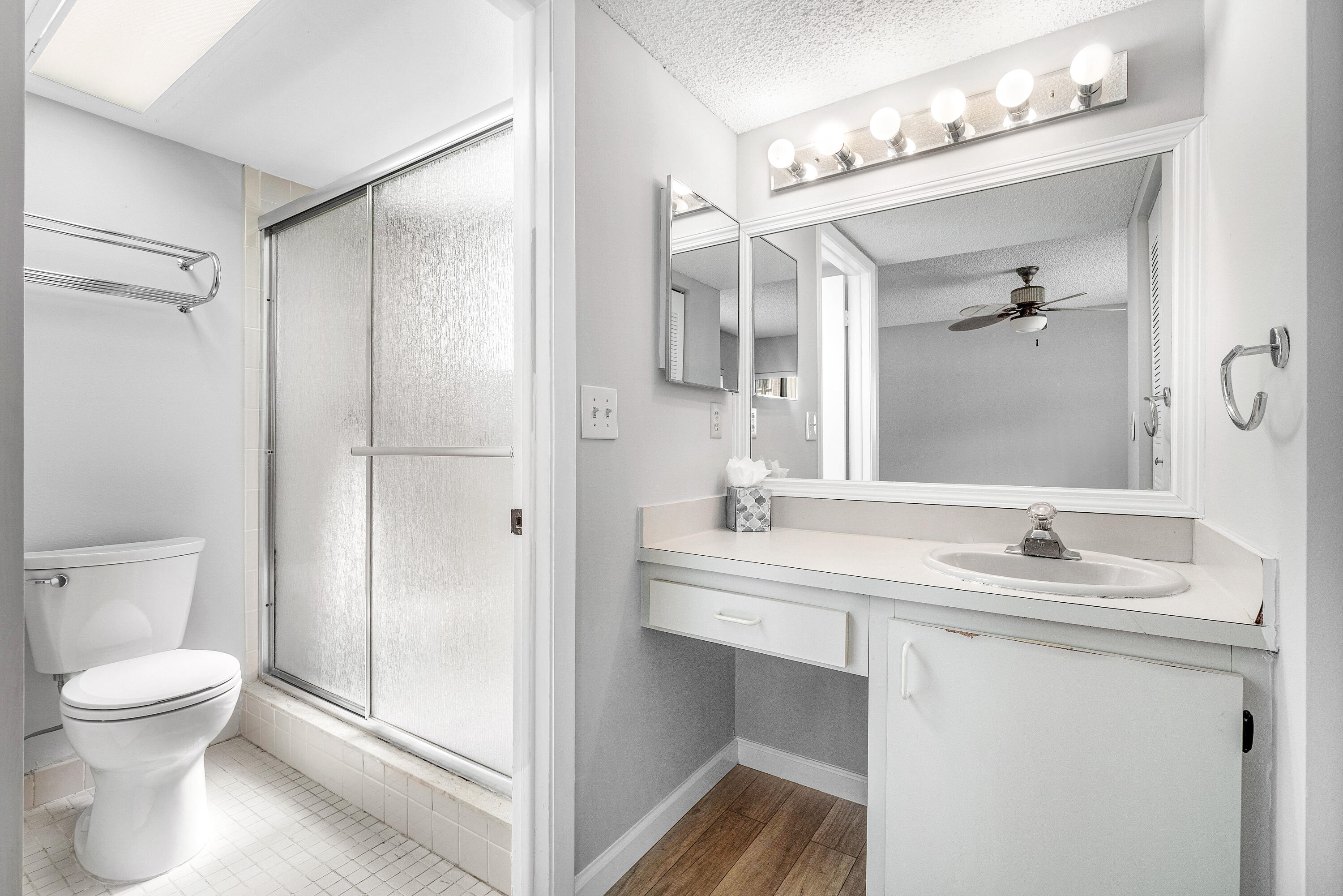 5100 Las Verdes Circle 207