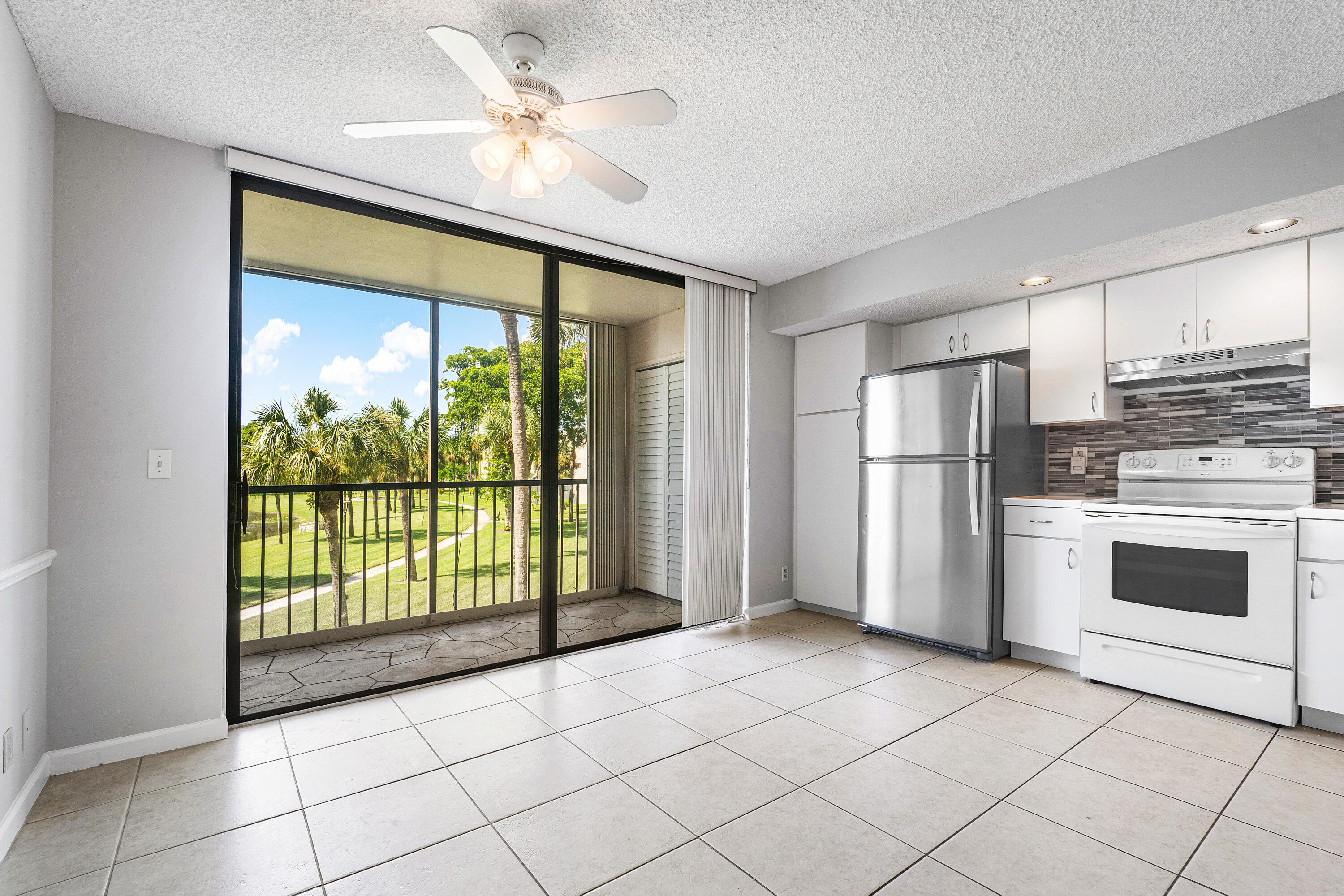 5100 Las Verdes Circle 207