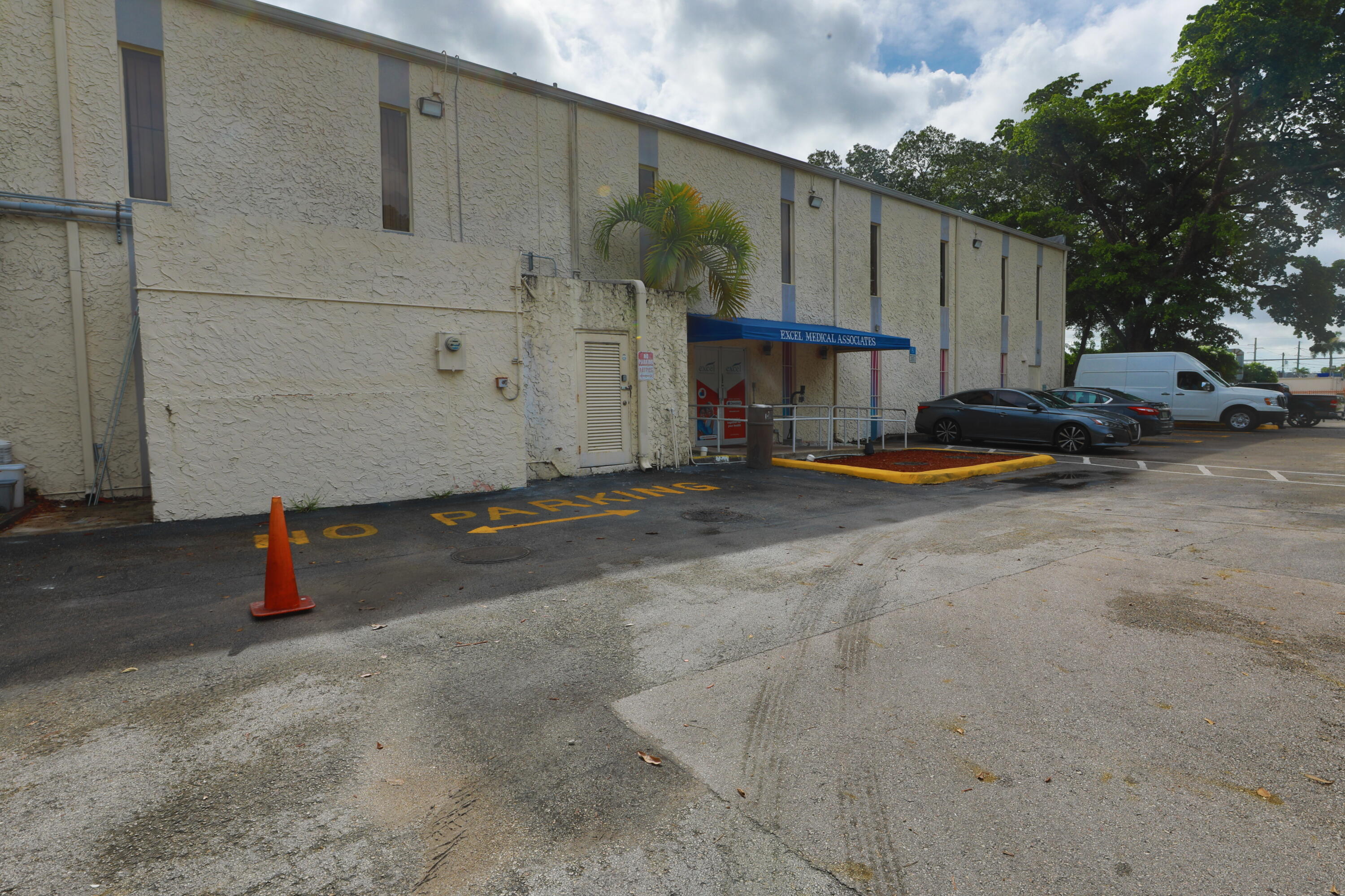 15490 NW 7th Avenue 206a