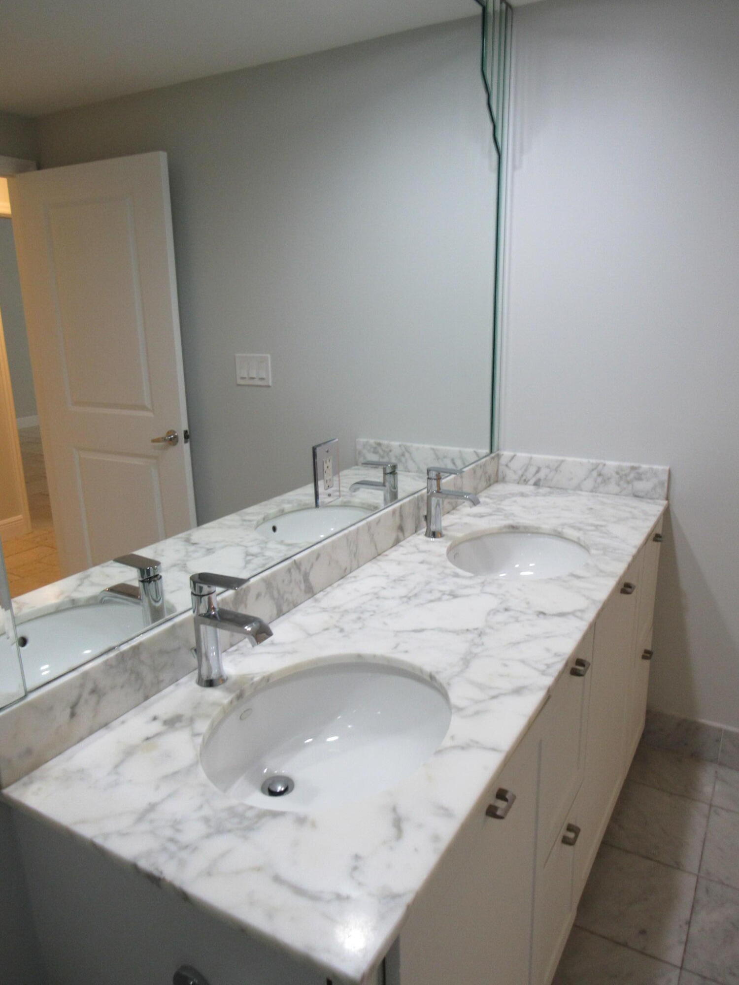 235 NE 1st Street 304