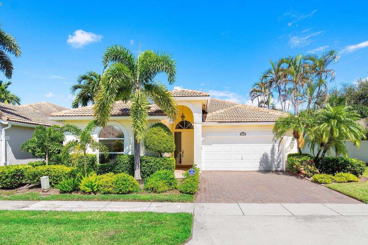 5151 Ventura Drive