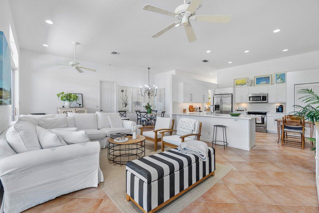 5151 Ventura Drive