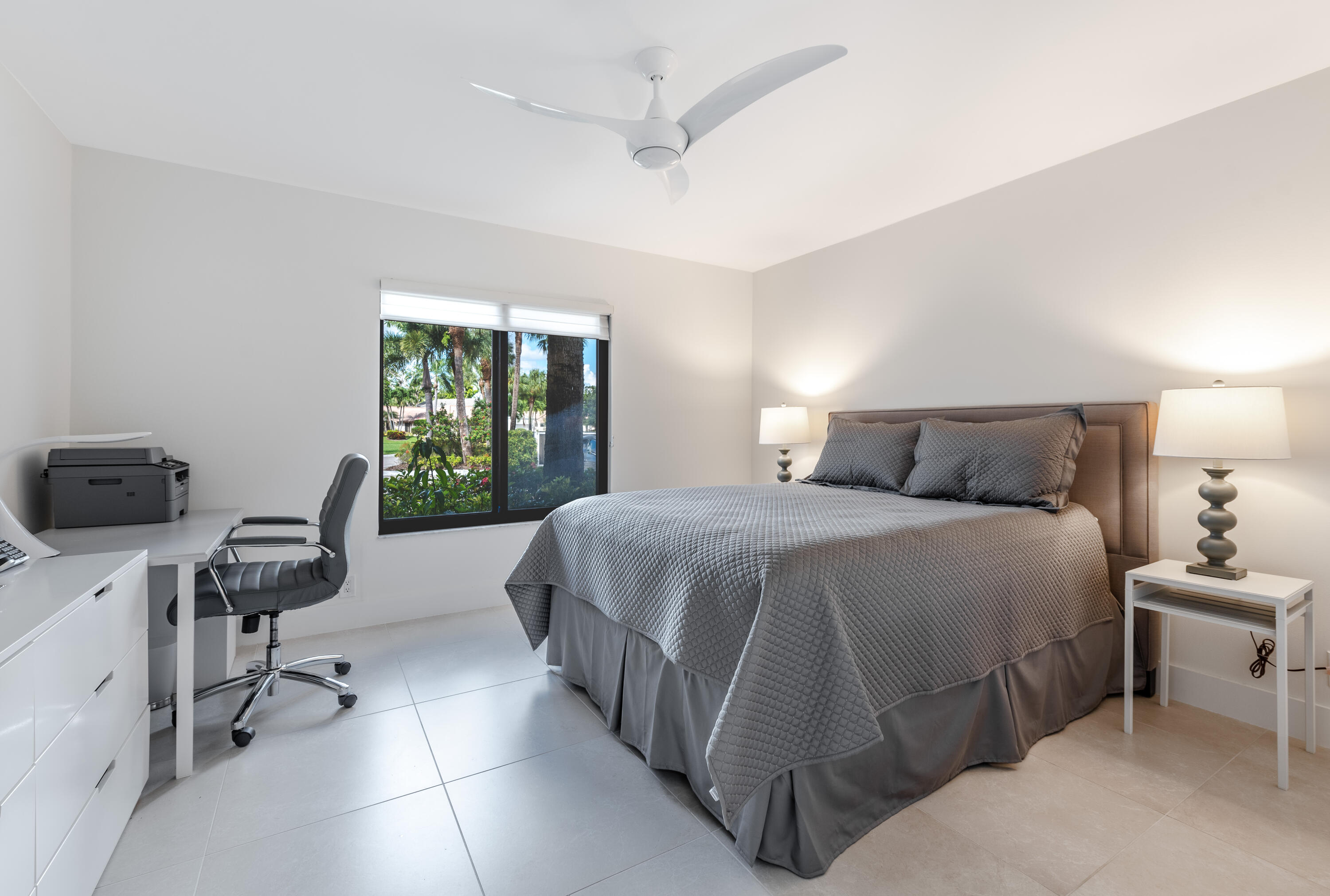 7677 Glendevon Lane, 1704, Delray Beach Unit: 1704