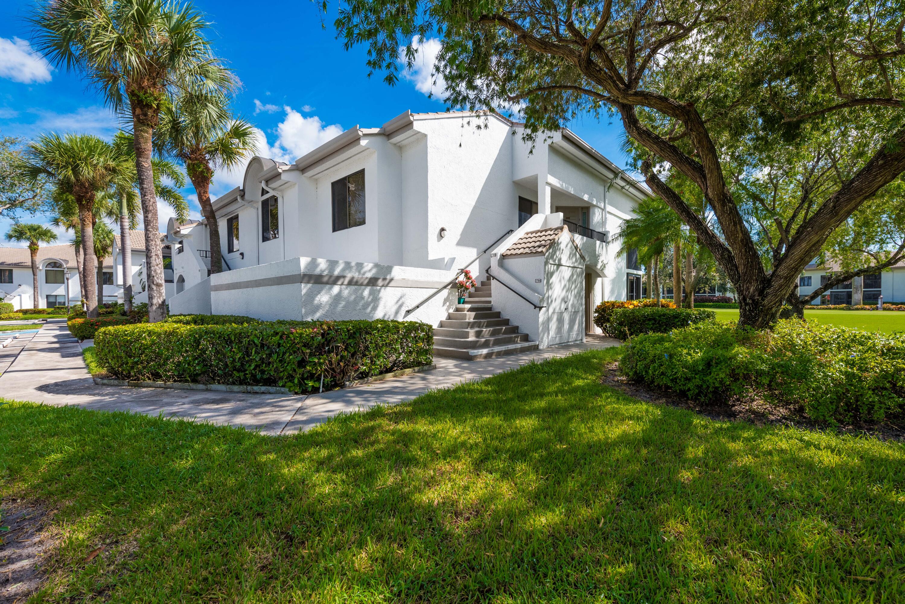 7677 Glendevon Lane, 1704, Delray Beach Unit: 1704