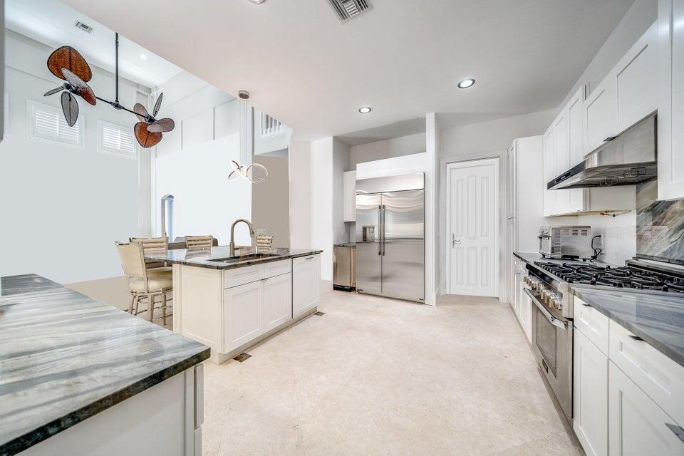 21842 Cypress Palm Court