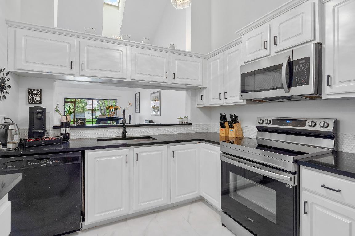 417 Cottonwood Place, Boca Raton