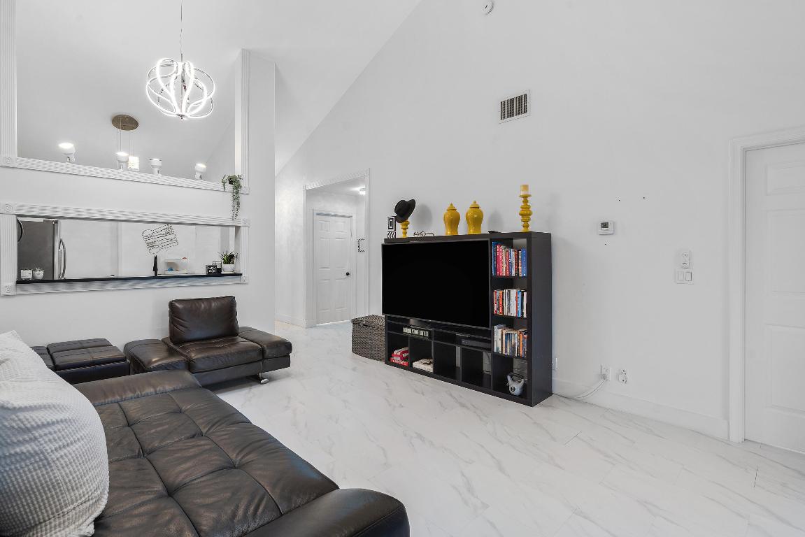 417 Cottonwood Place, Boca Raton