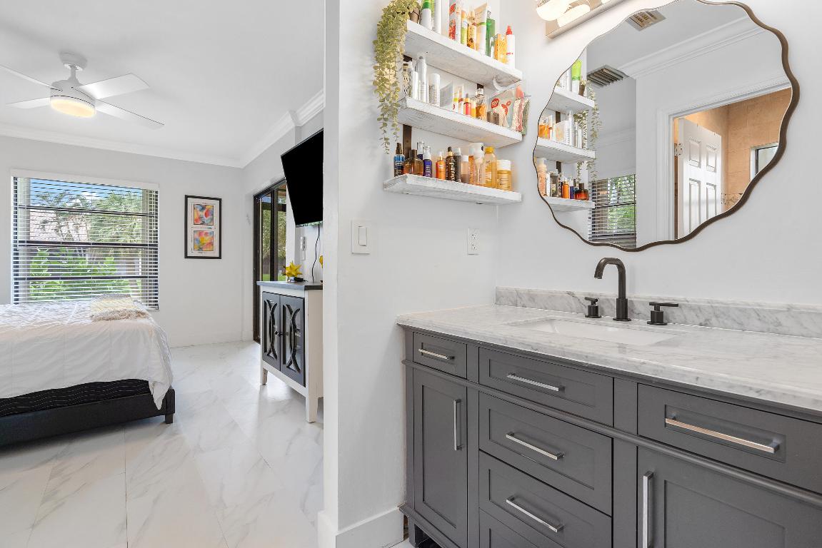 417 Cottonwood Place, Boca Raton