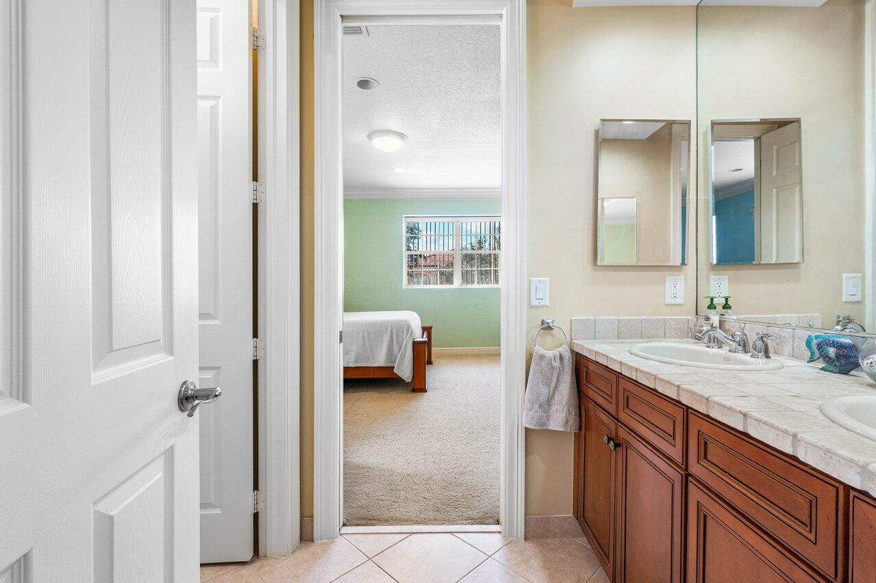 8674 Yellow Rose Court ()