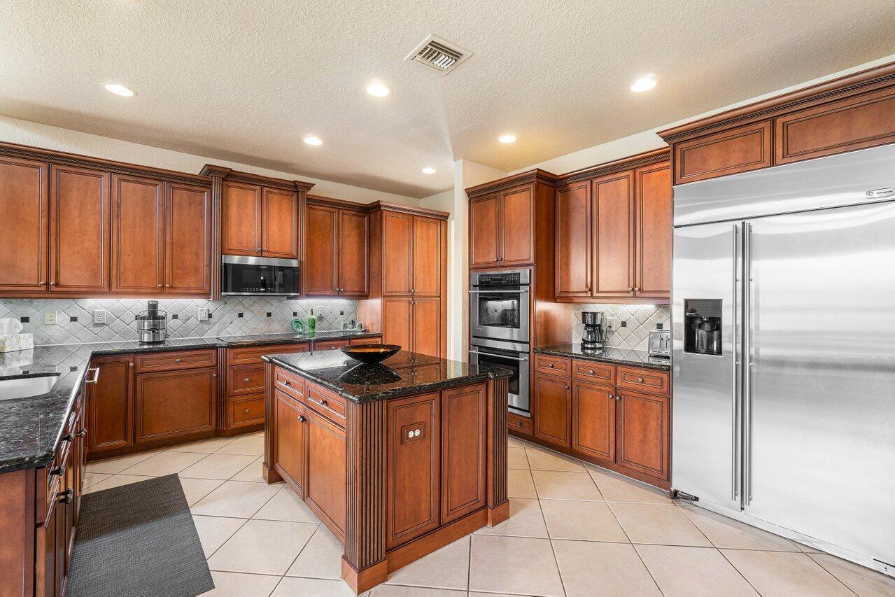 8674 Yellow Rose Court ()