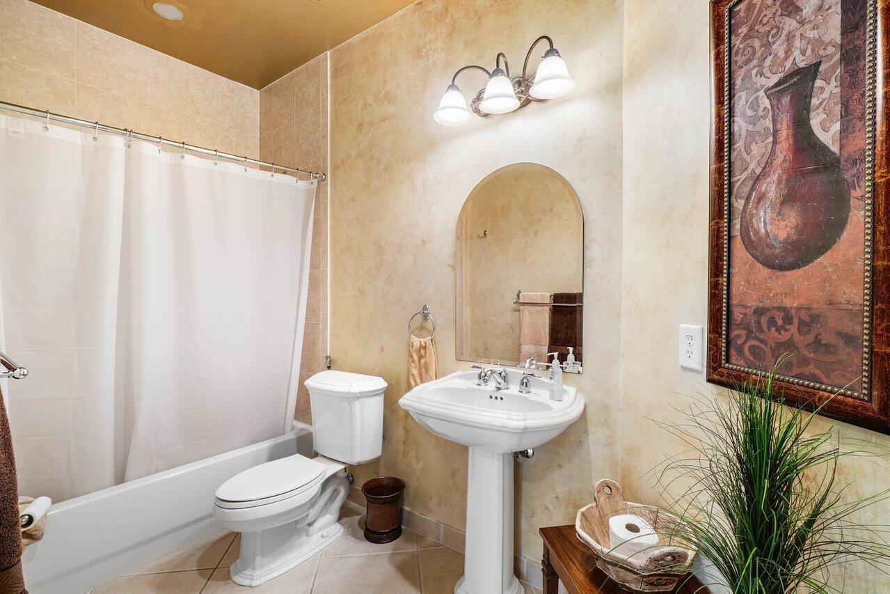 8674 Yellow Rose Court ()