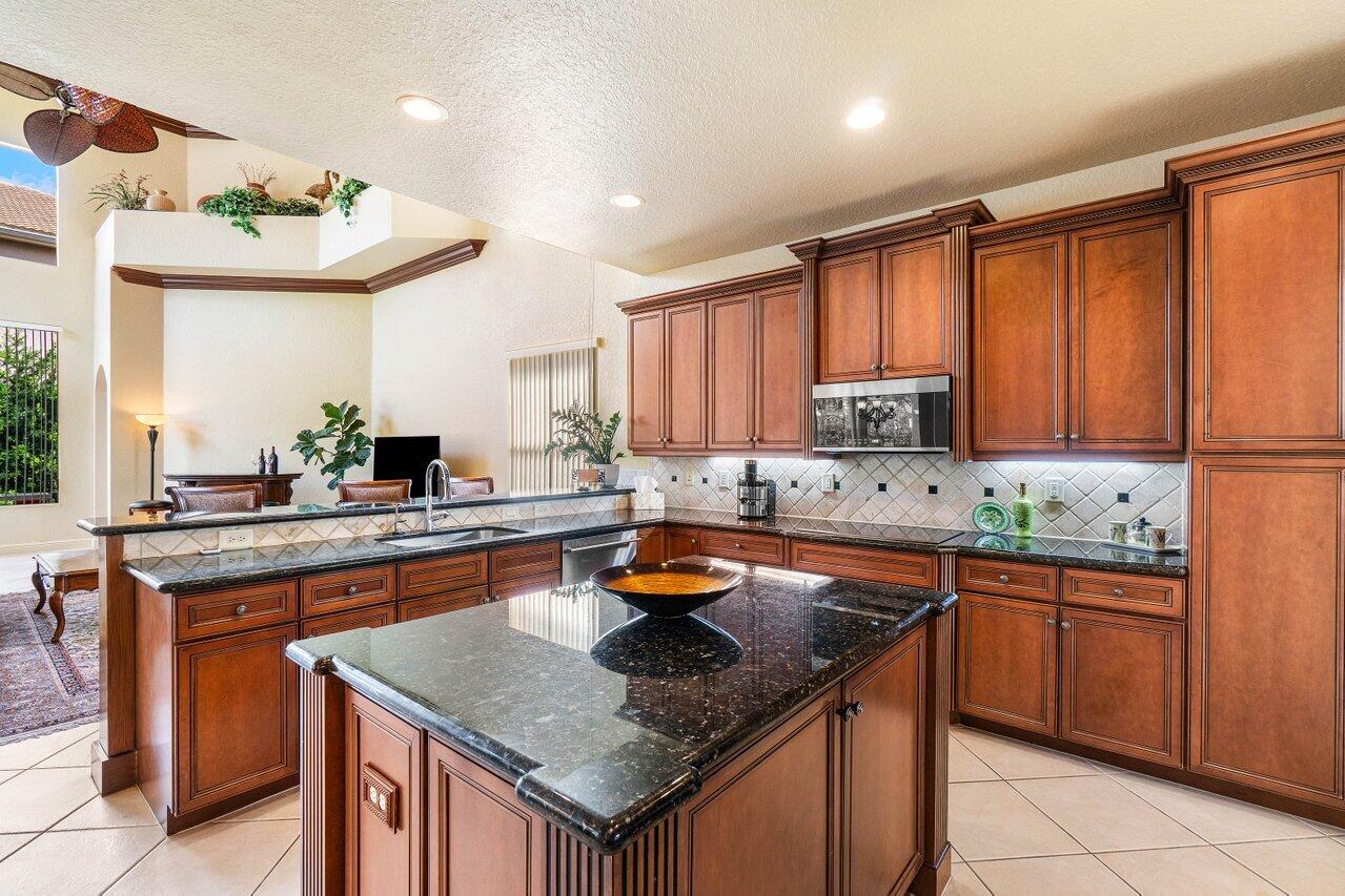 8674 Yellow Rose Court ()