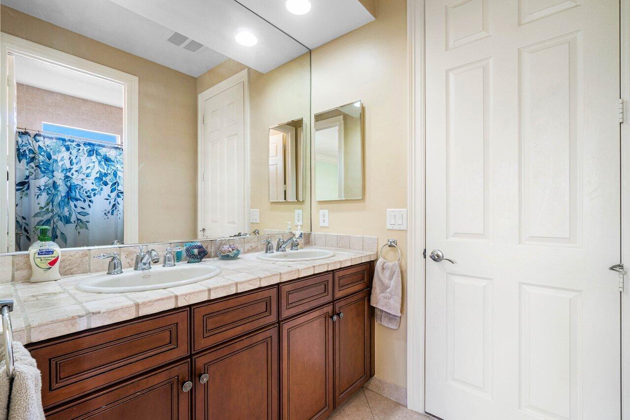 8674 Yellow Rose Court ()