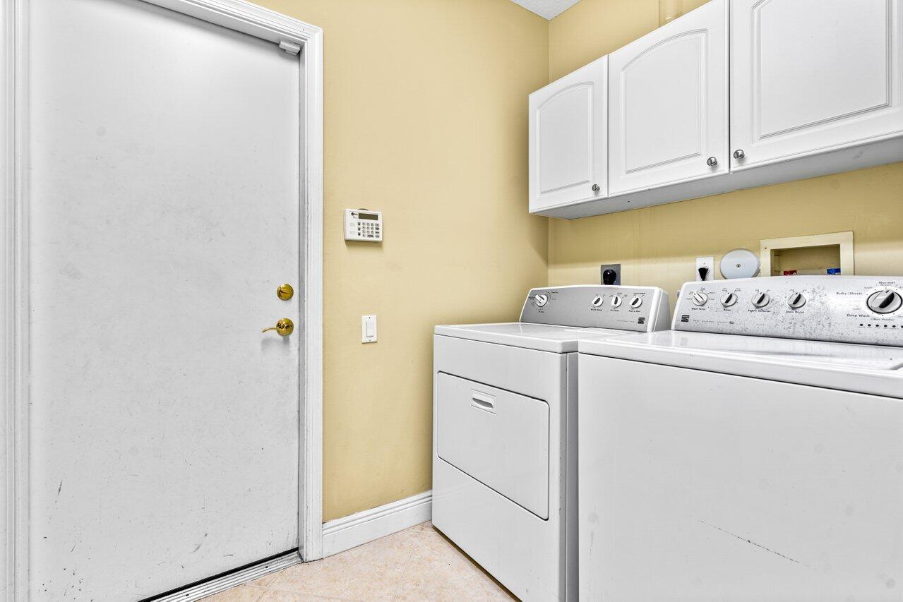 5255 NW 95th Avenue ()