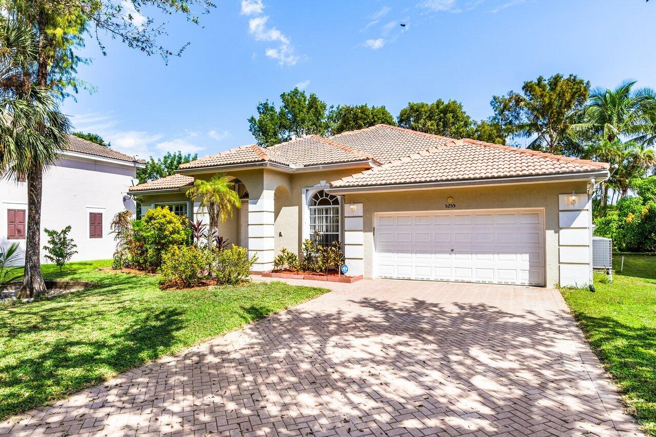 5255 NW 95th Avenue ()