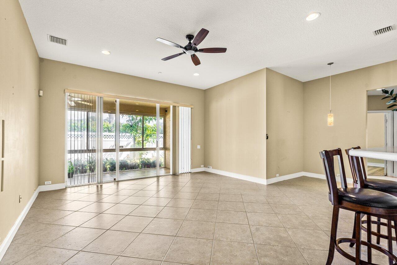 5255 NW 95th Avenue ()