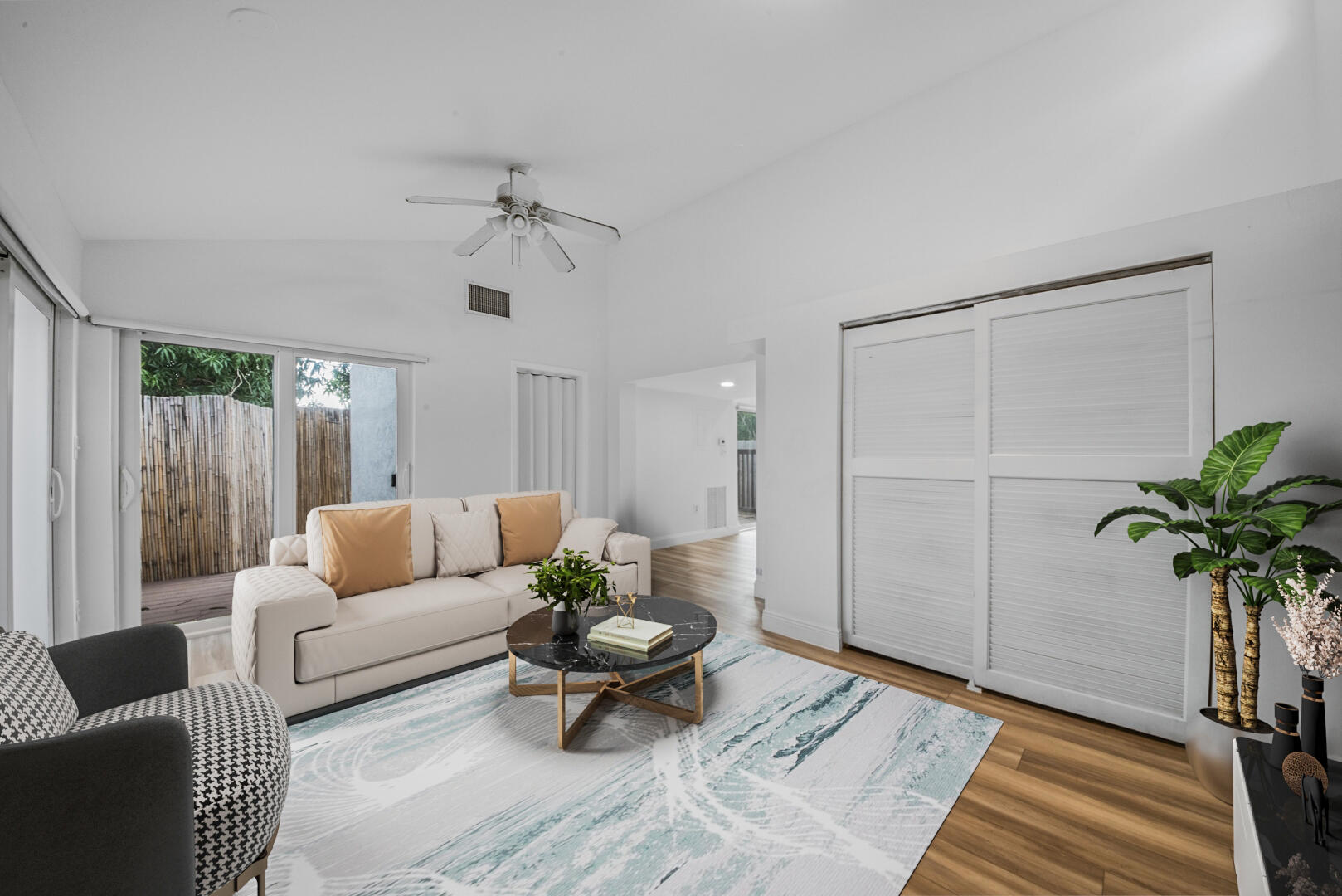 526 W Perry Street C, Lantana Unit: C