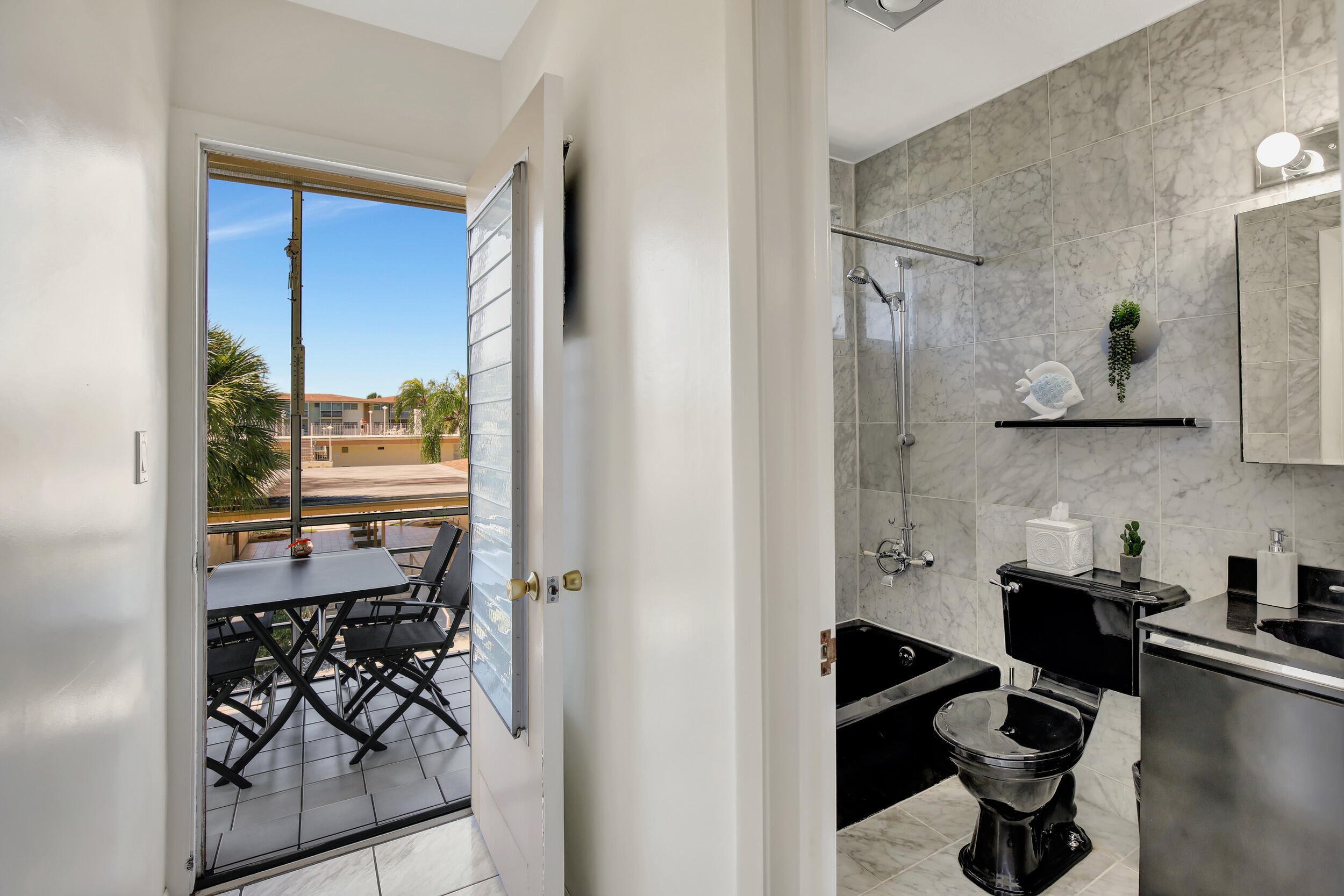 16790 NE 14th Avenue 211, Miami Unit: 211