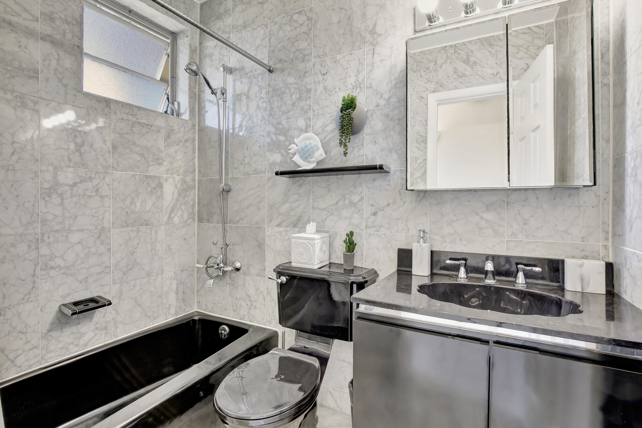 16790 NE 14th Avenue 211, Miami Unit: 211