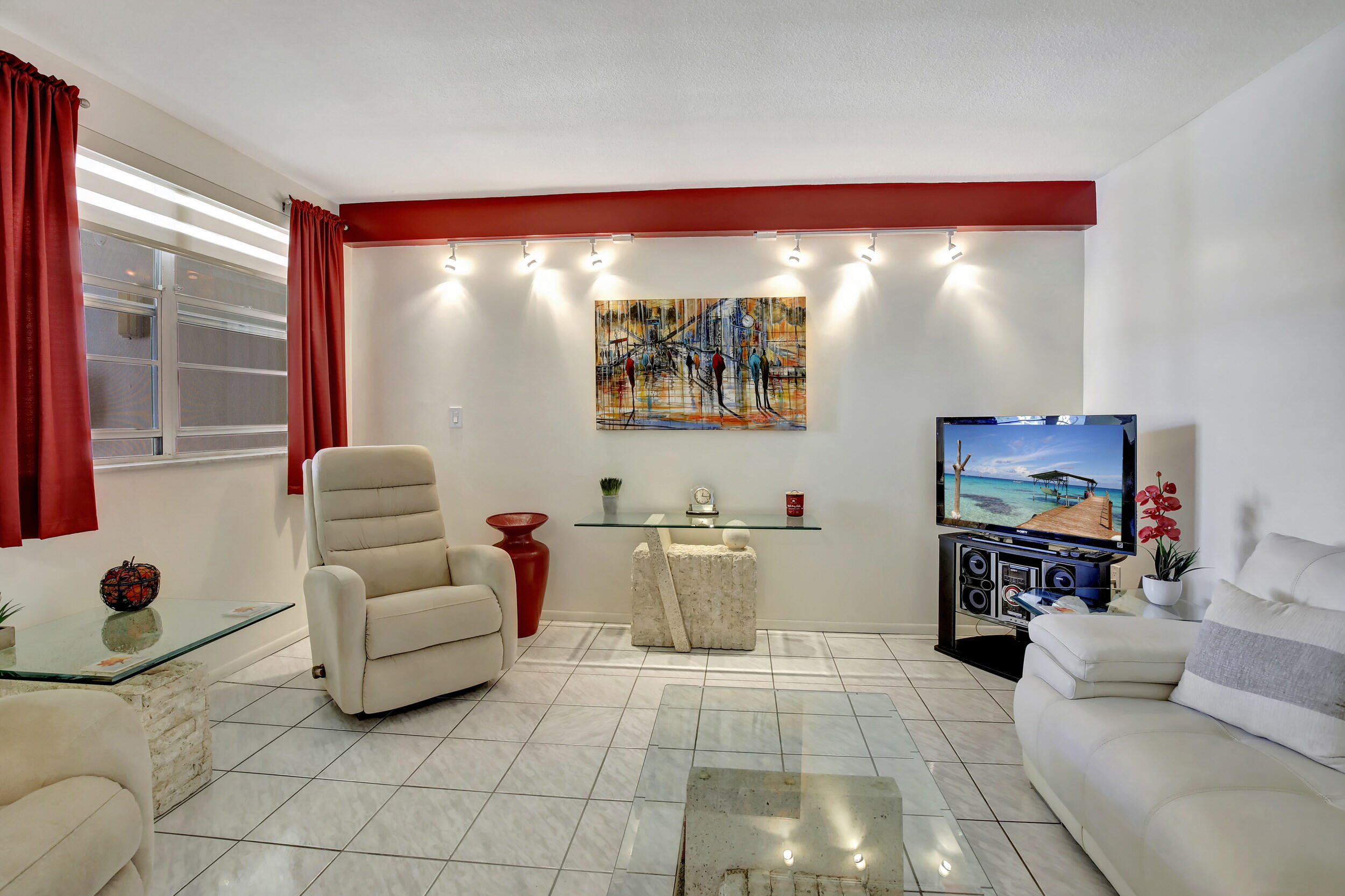 16790 NE 14th Avenue 211, Miami Unit: 211