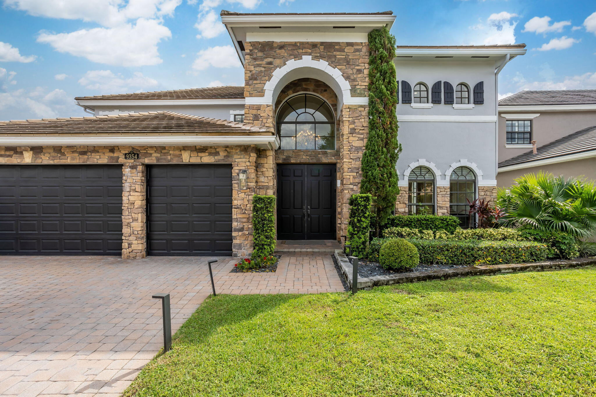 9354 Equus Circle