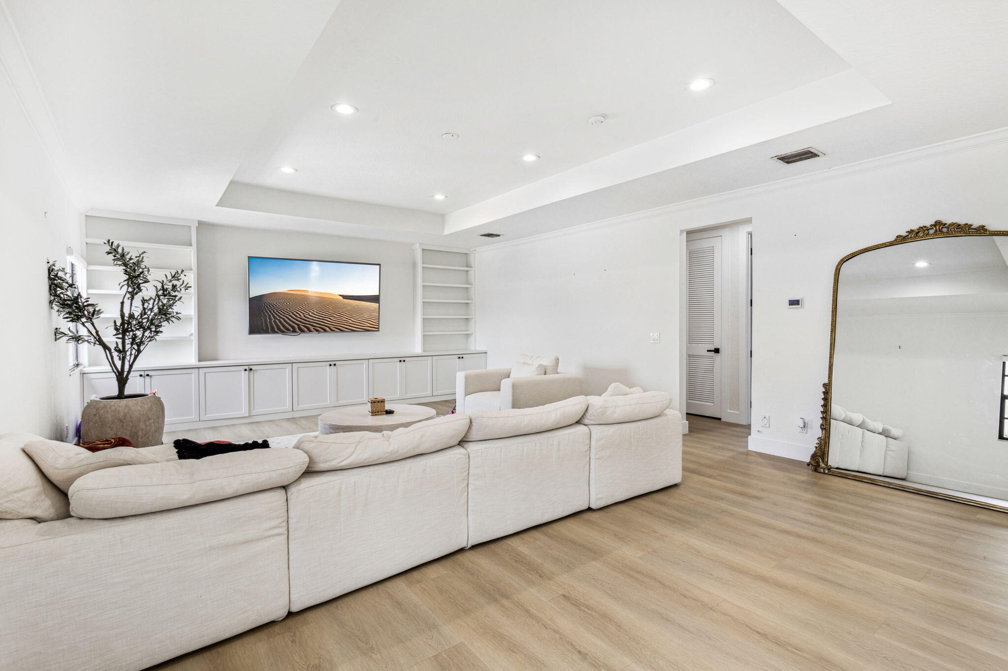 9354 Equus Circle