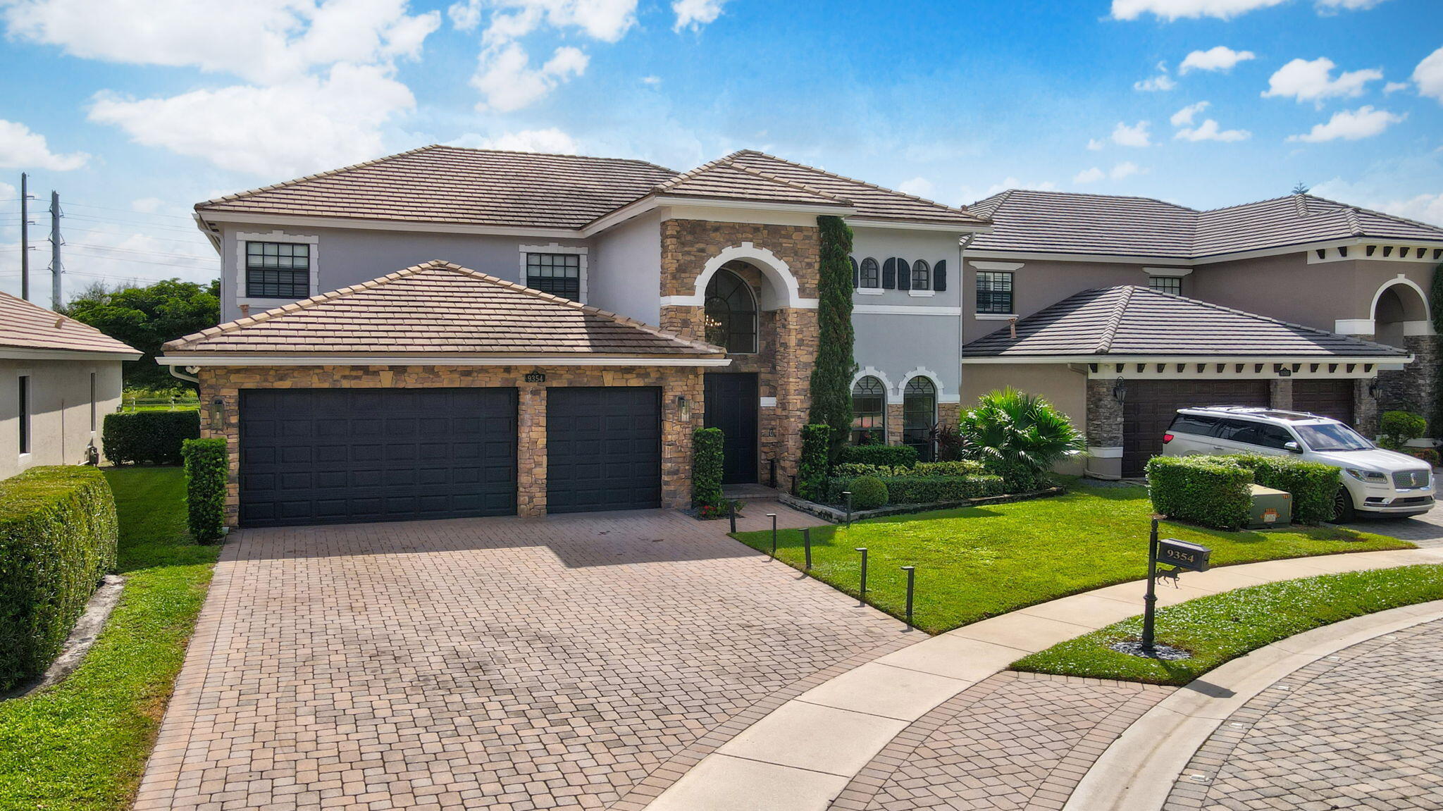 9354 Equus Circle
